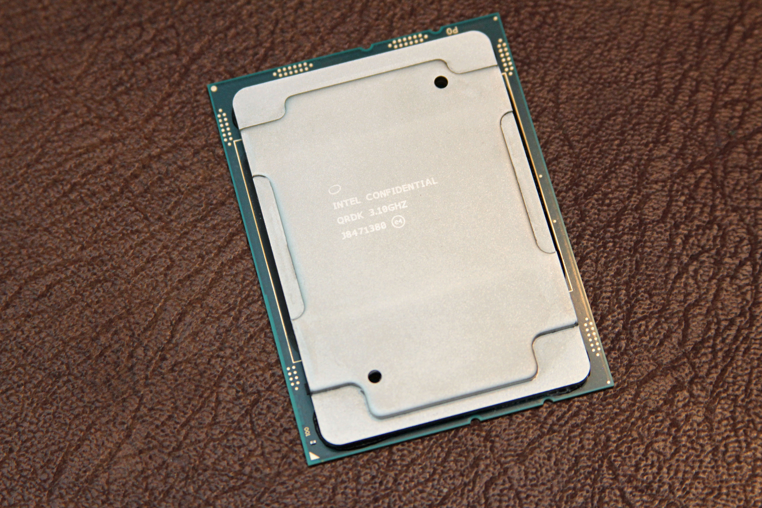 תמונה 2 ,Intel Xeon W-3175X למכירה ברמת גן מחשבים וציוד נלווה  שרתים