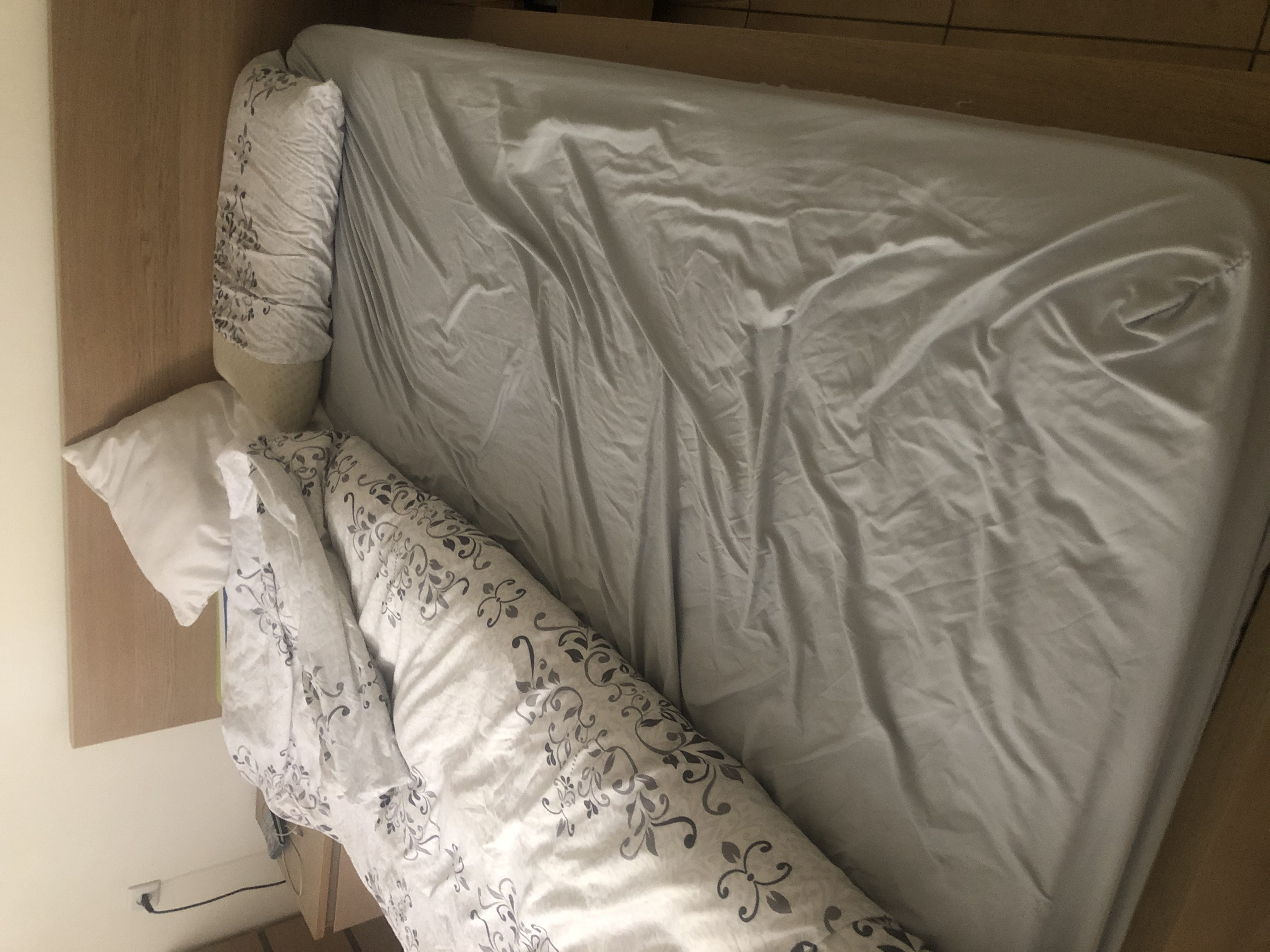 תמונה 2 ,מיטה למכירה ב   