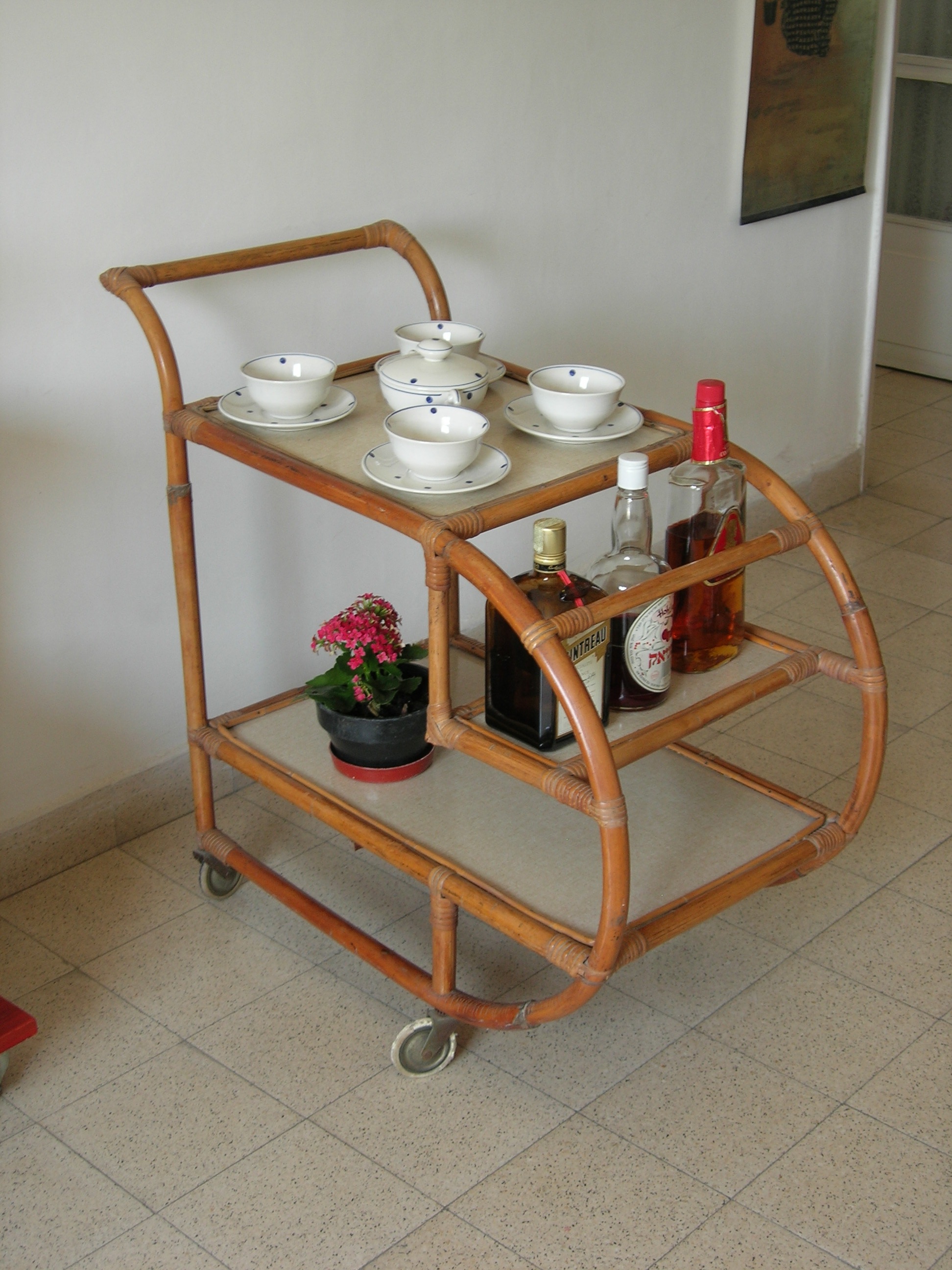 תמונה 2 ,עגלת תה מבמבוק למכירה בגבעתים אספנות  אחר