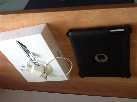 תמונה 1 ,אייפד בקופסה כולל מגן קשיח למכירה בקרית גת מחשבים וציוד נלווה  אייפד/ipad