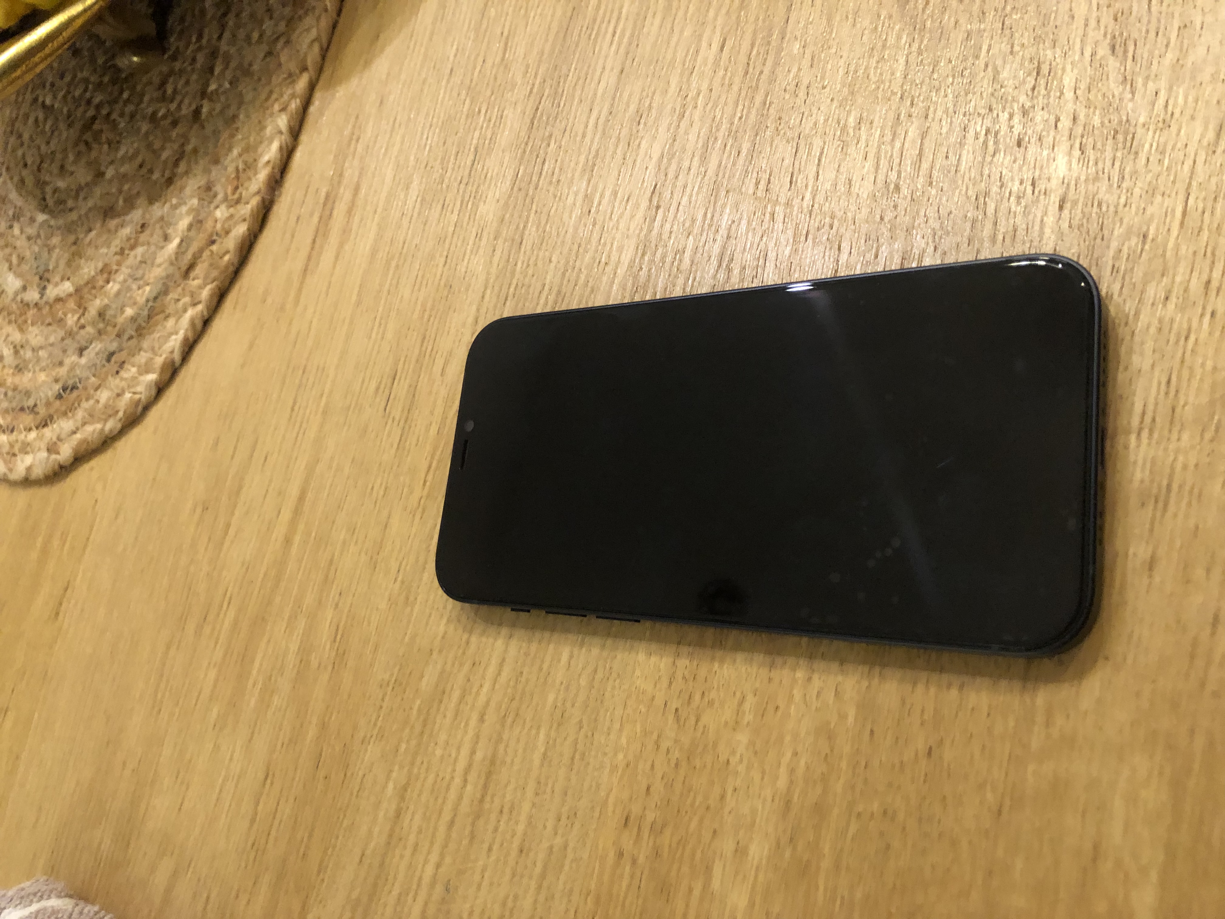 תמונה 6 ,אייפון12 שחור מט למכירה בחצור הגלילית סלולרי  סמארטפונים