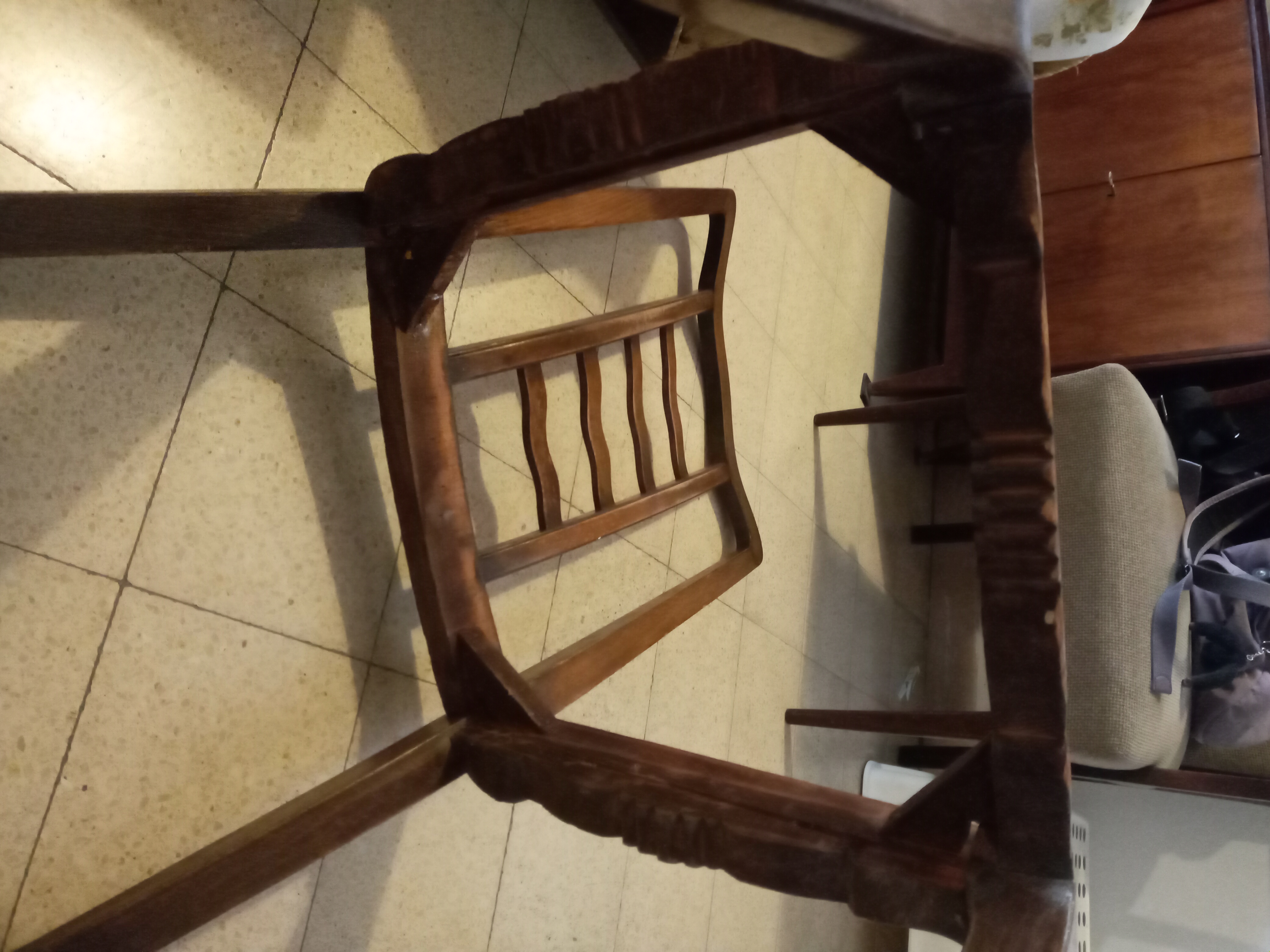 תמונה 2 ,6 כסאות מירושה למכירה בתל אביב ריהוט  כיסאות