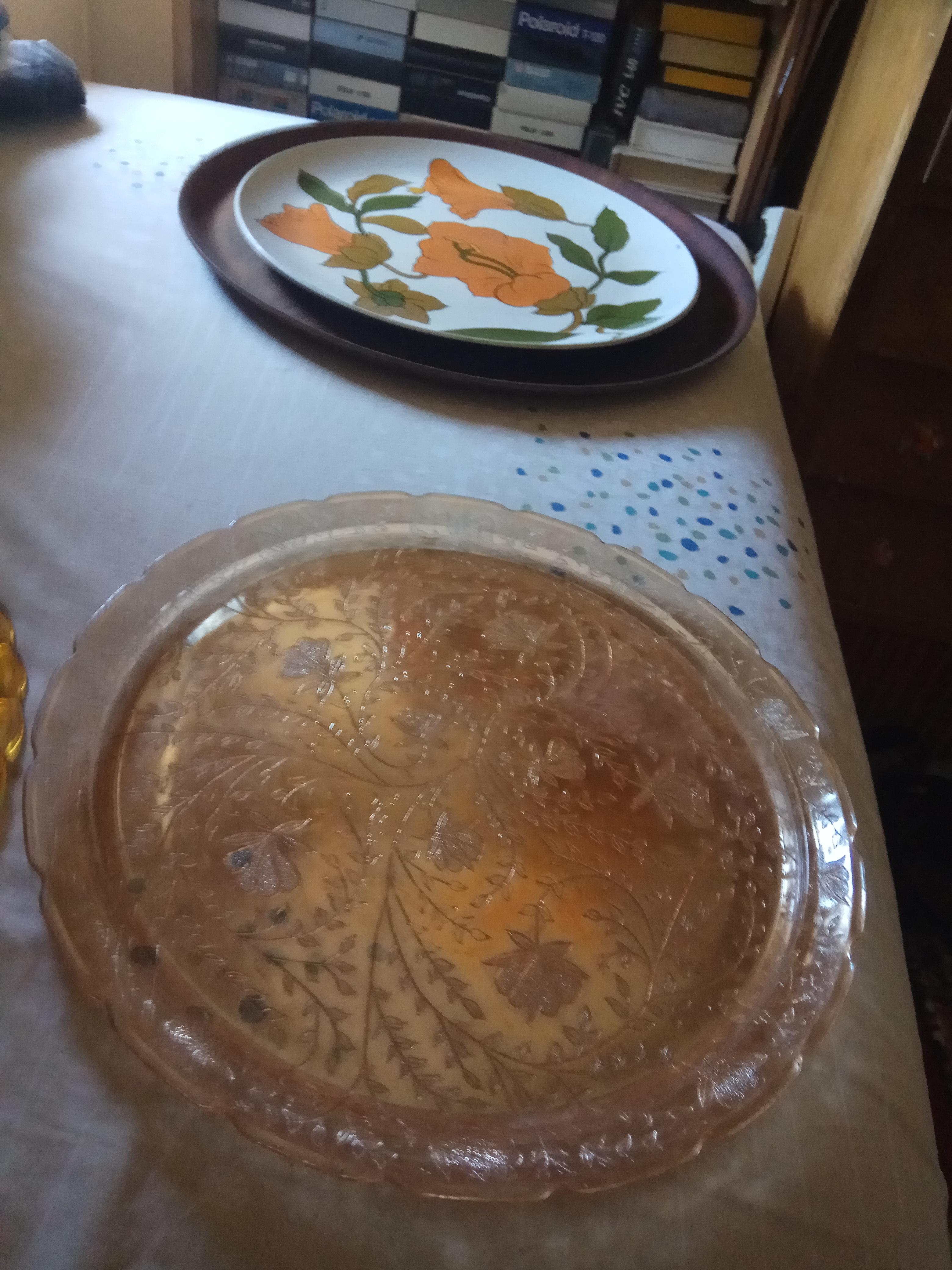 תמונה 5 ,5  צלחות הגשה לעוגות  למכירה בירושלים כלי מטבח  כלי אפיה
