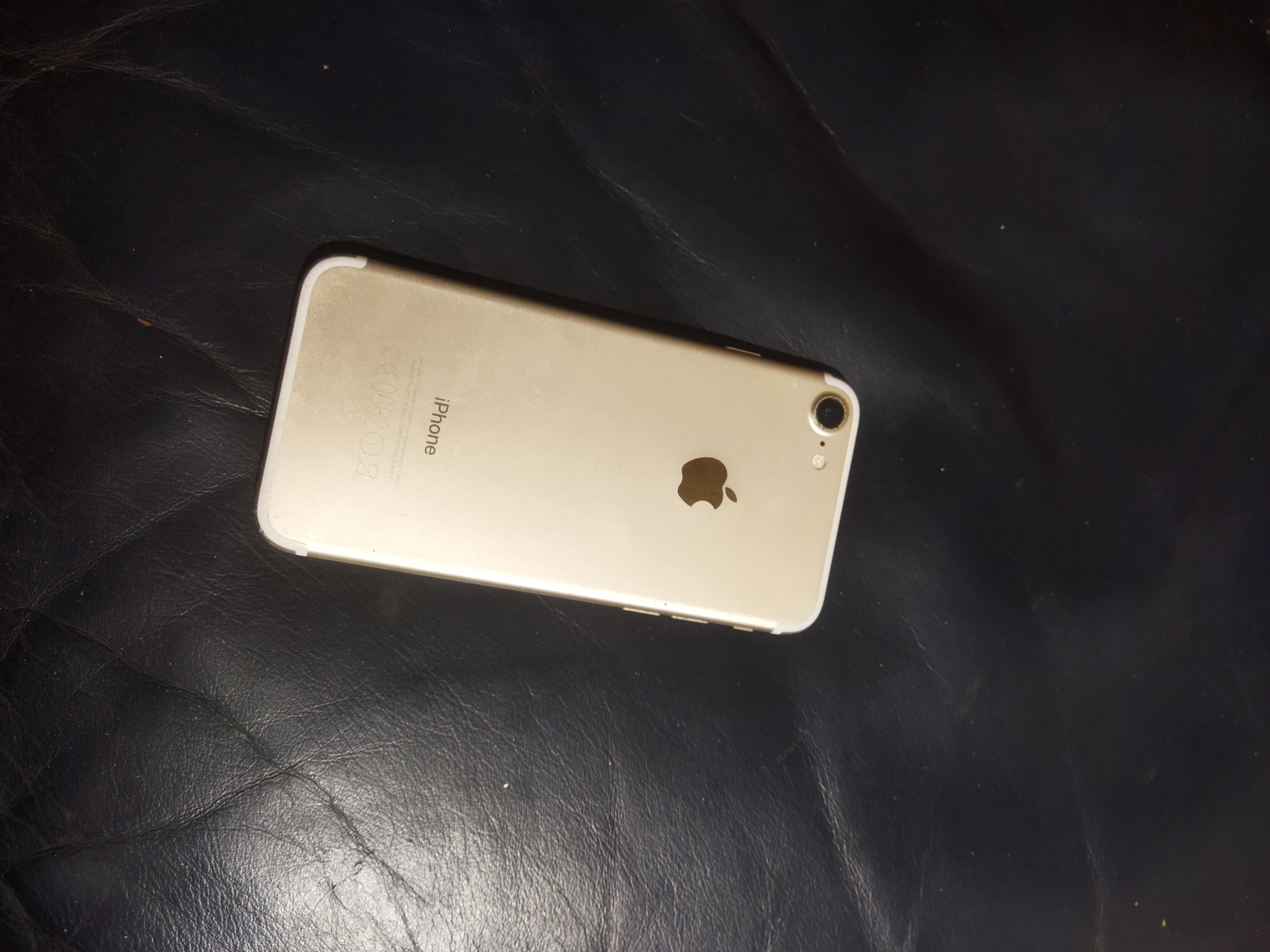 תמונה 1 ,אייפון 7 במצב טוב למכירה בקרית גת סלולרי  סמארטפונים