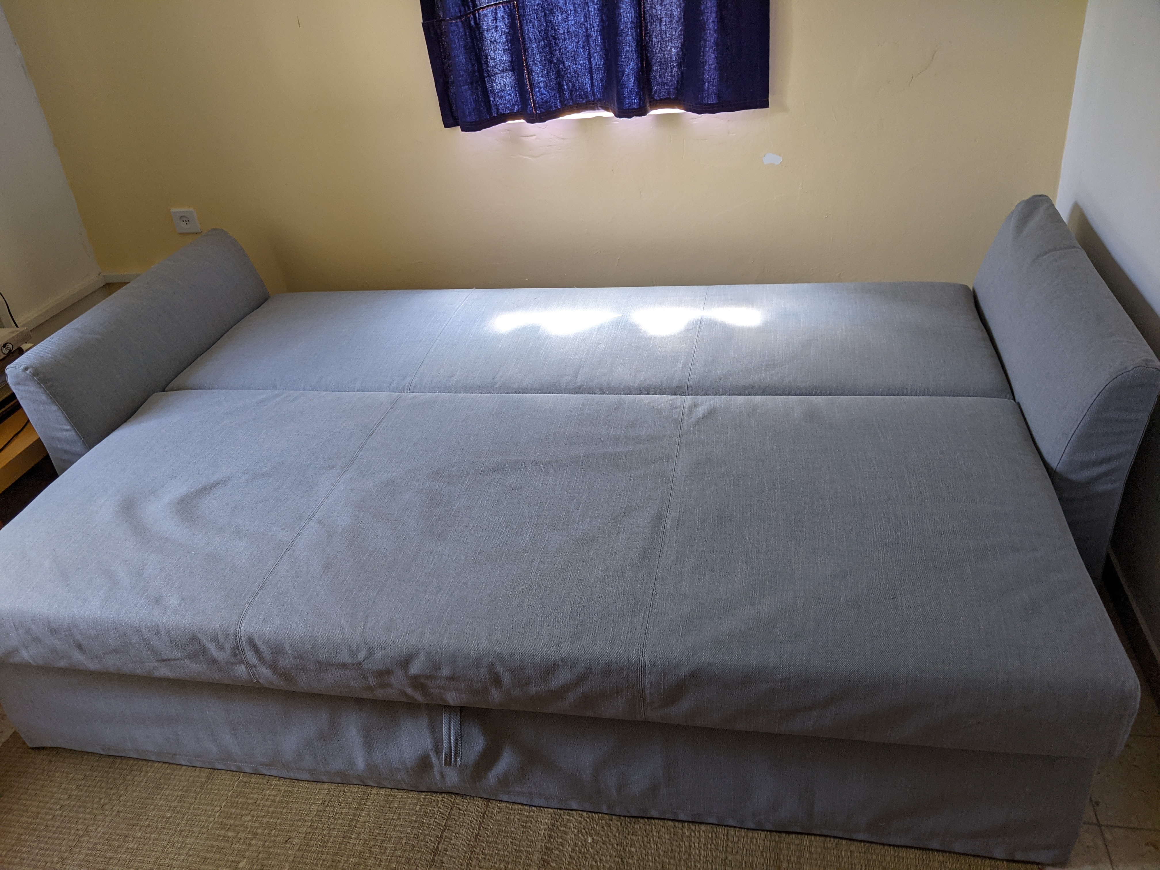תמונה 1 ,ספה נפתחת למיטה זוגית למכירה במכמורת ריהוט  מיטות