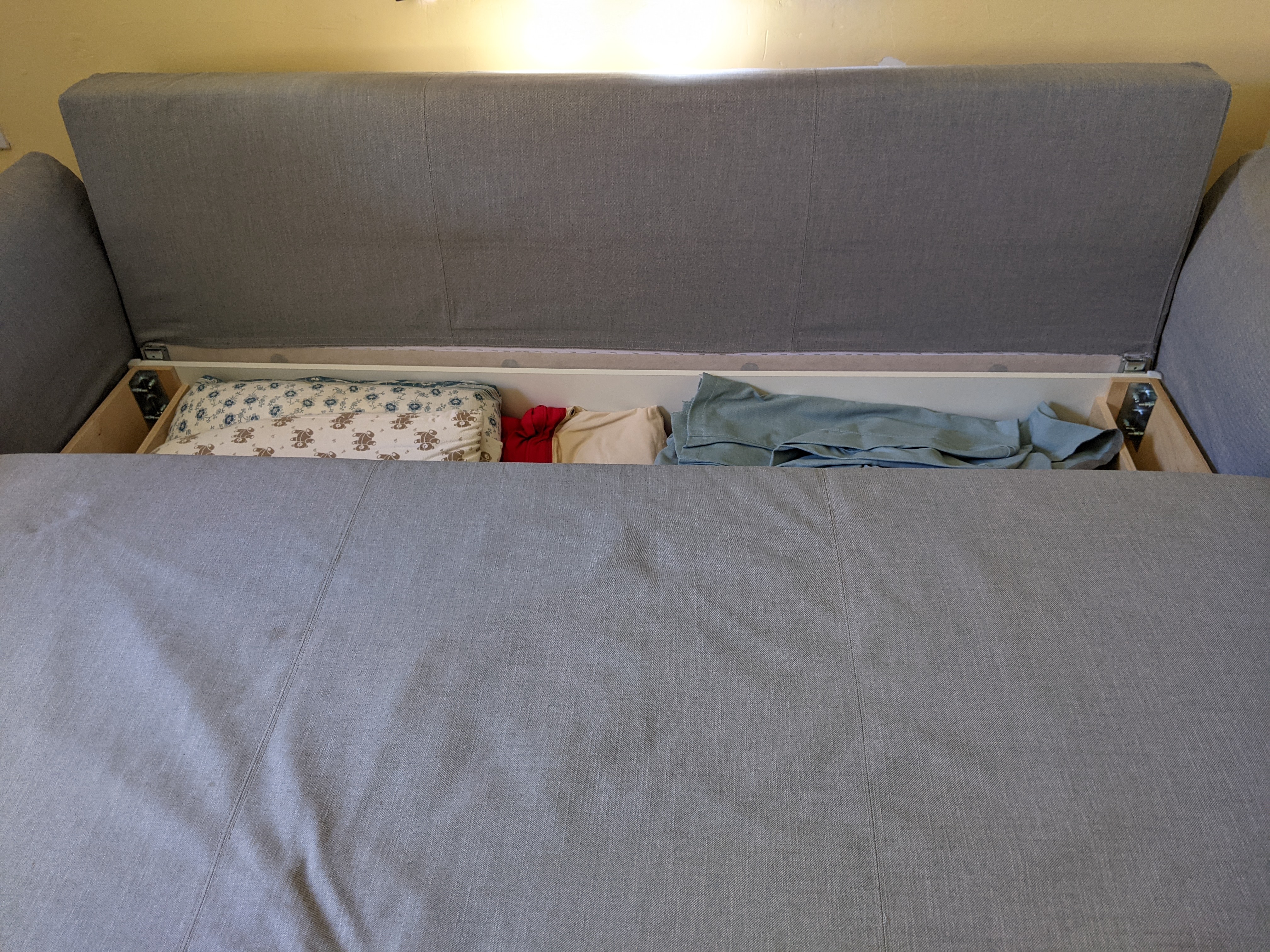 תמונה 3 ,ספה נפתחת למיטה זוגית למכירה במכמורת ריהוט  מיטות