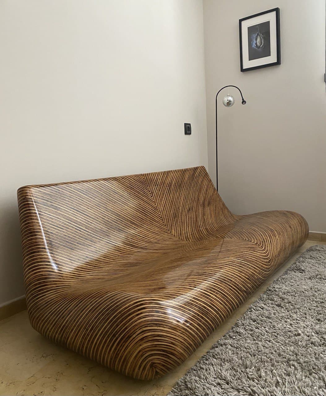 תמונה 2 ,שולחן, כורסה, ספה למכירה בתל אביב ריהוט  סלון