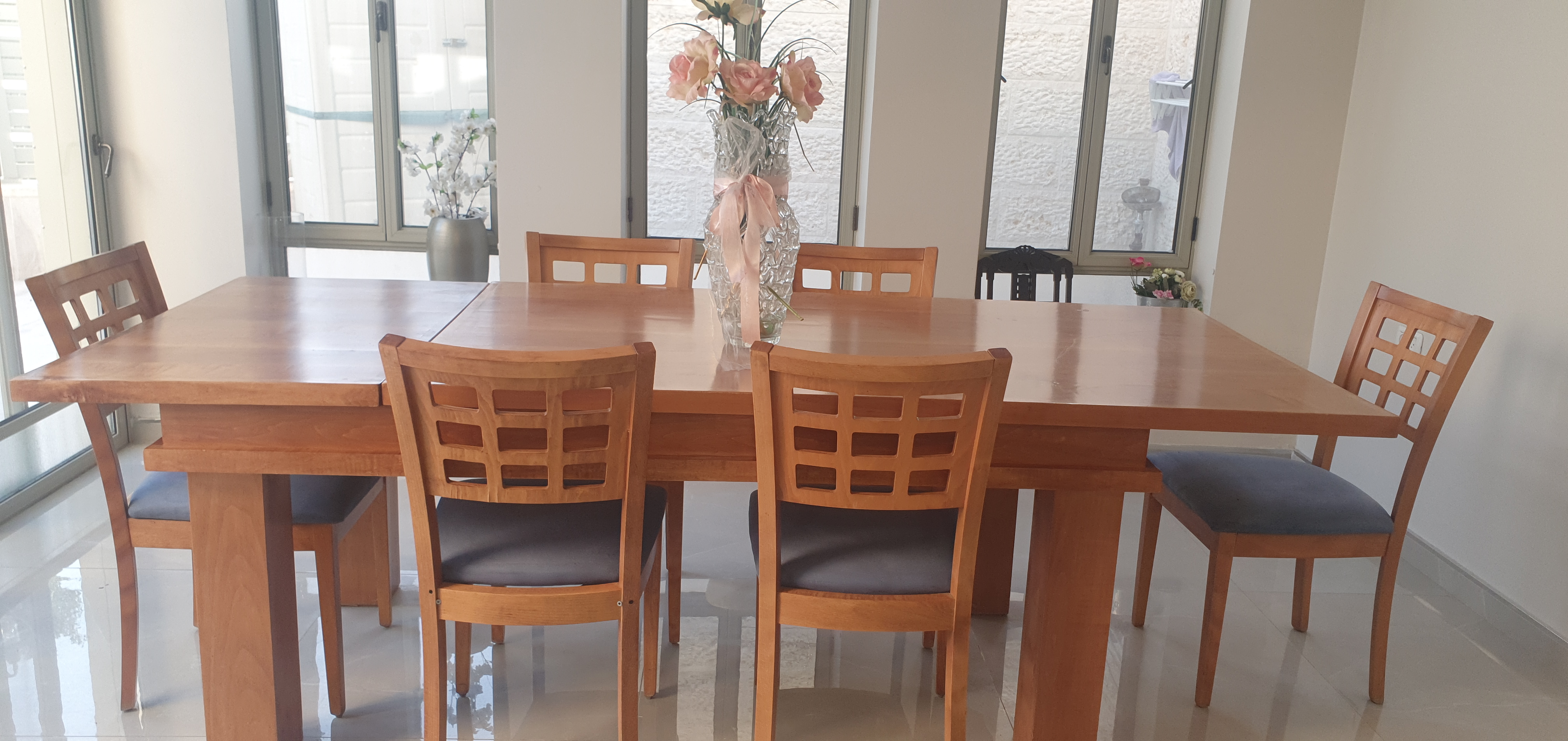 תמונה 1 ,שולחן וכסאות  למכירה במעלה אדומים ריהוט  פינת אוכל