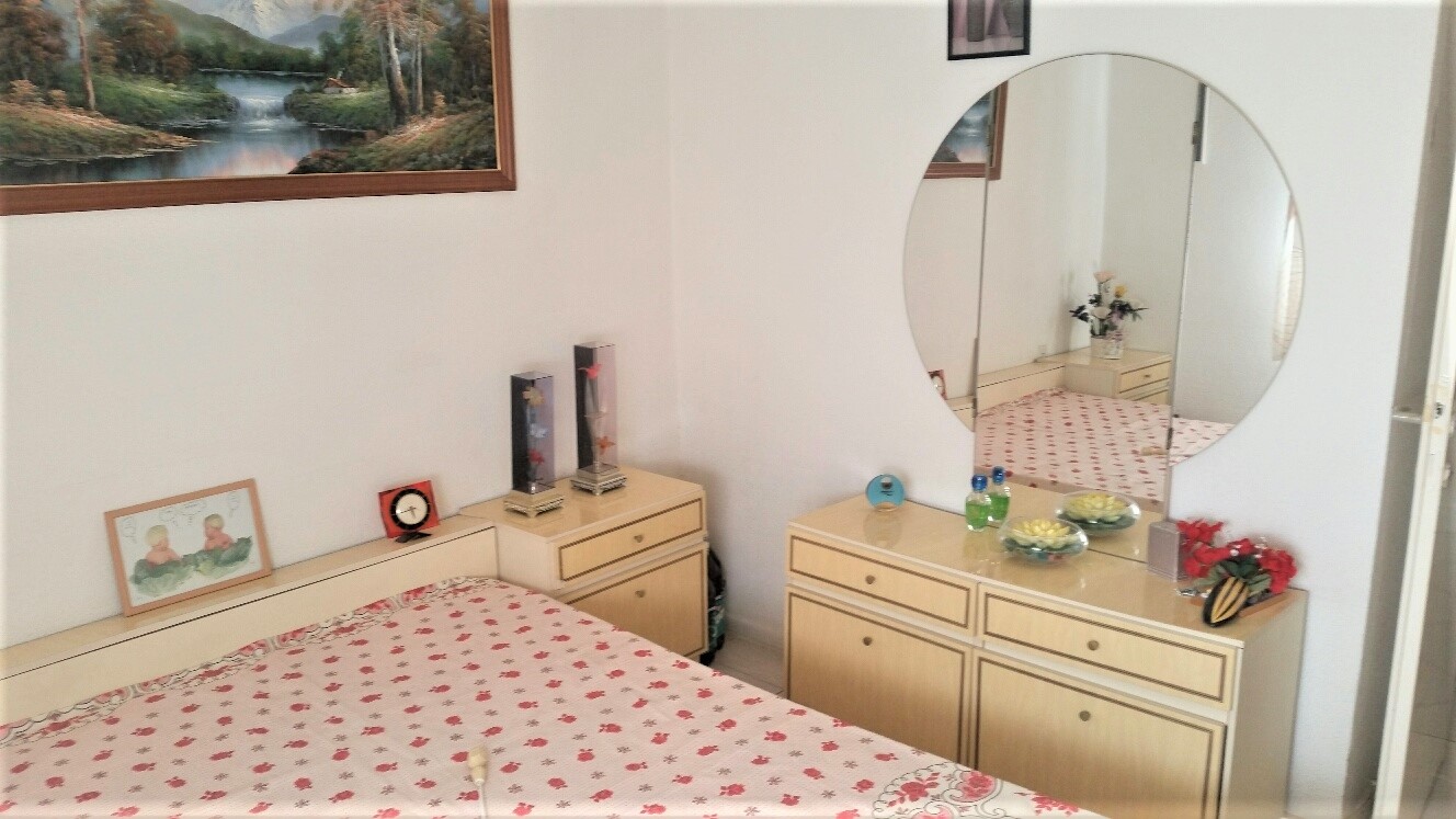 תמונה 2 ,חדר שינה בצבע קרם למכירה בקרית ים ריהוט  חדרי שינה