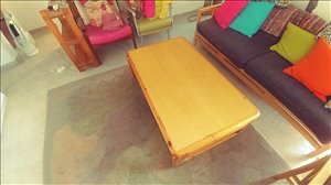 שולחן לסלון מעץ מלא 