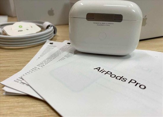 תמונה 3 ,Airpods למכירה בתל אביב סלולרי  אוזניות