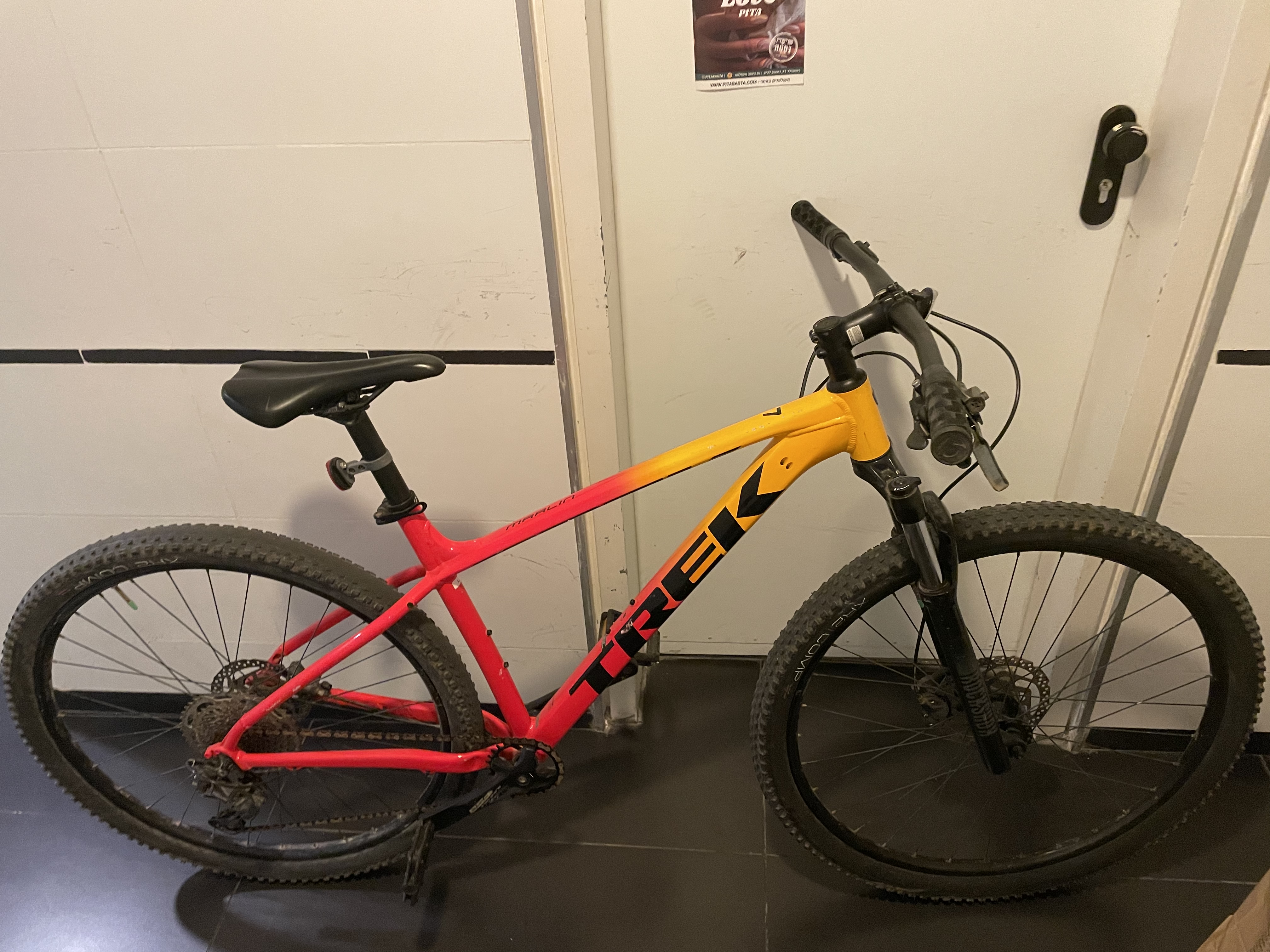 תמונה 1 ,אופני טרק למכירה בראשון לציון אופניים  הרים זנב קשיח