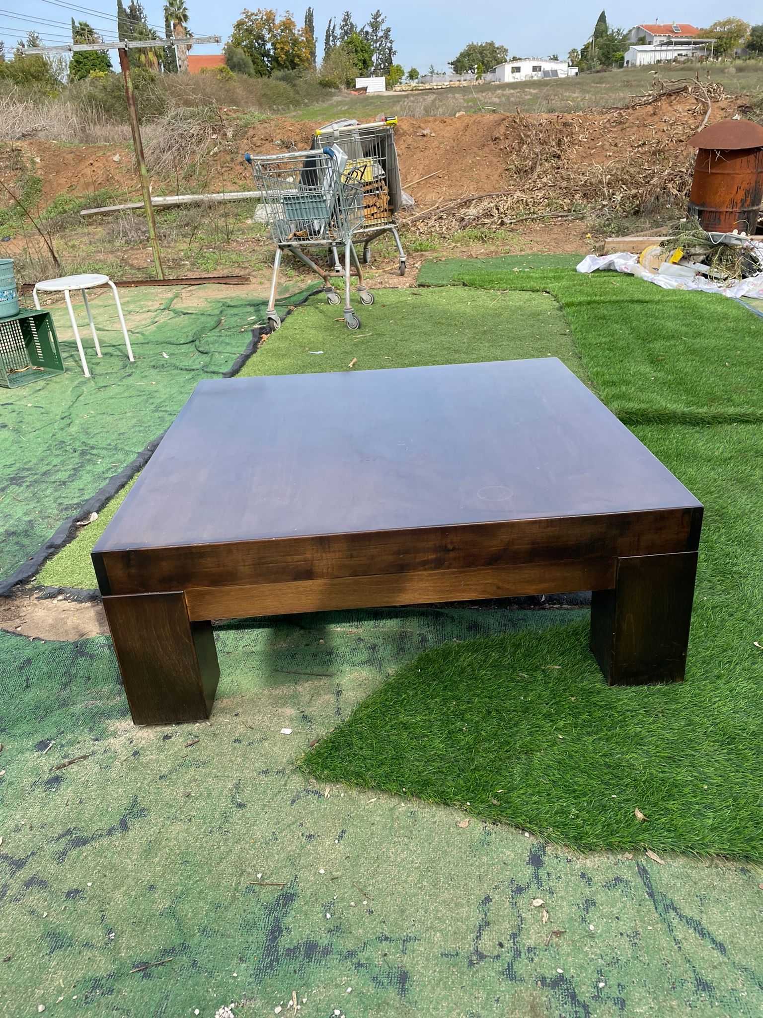 תמונה 1 , שולחן סלון מרובע שחור למכירה בכפר סבא ריהוט  שולחנות