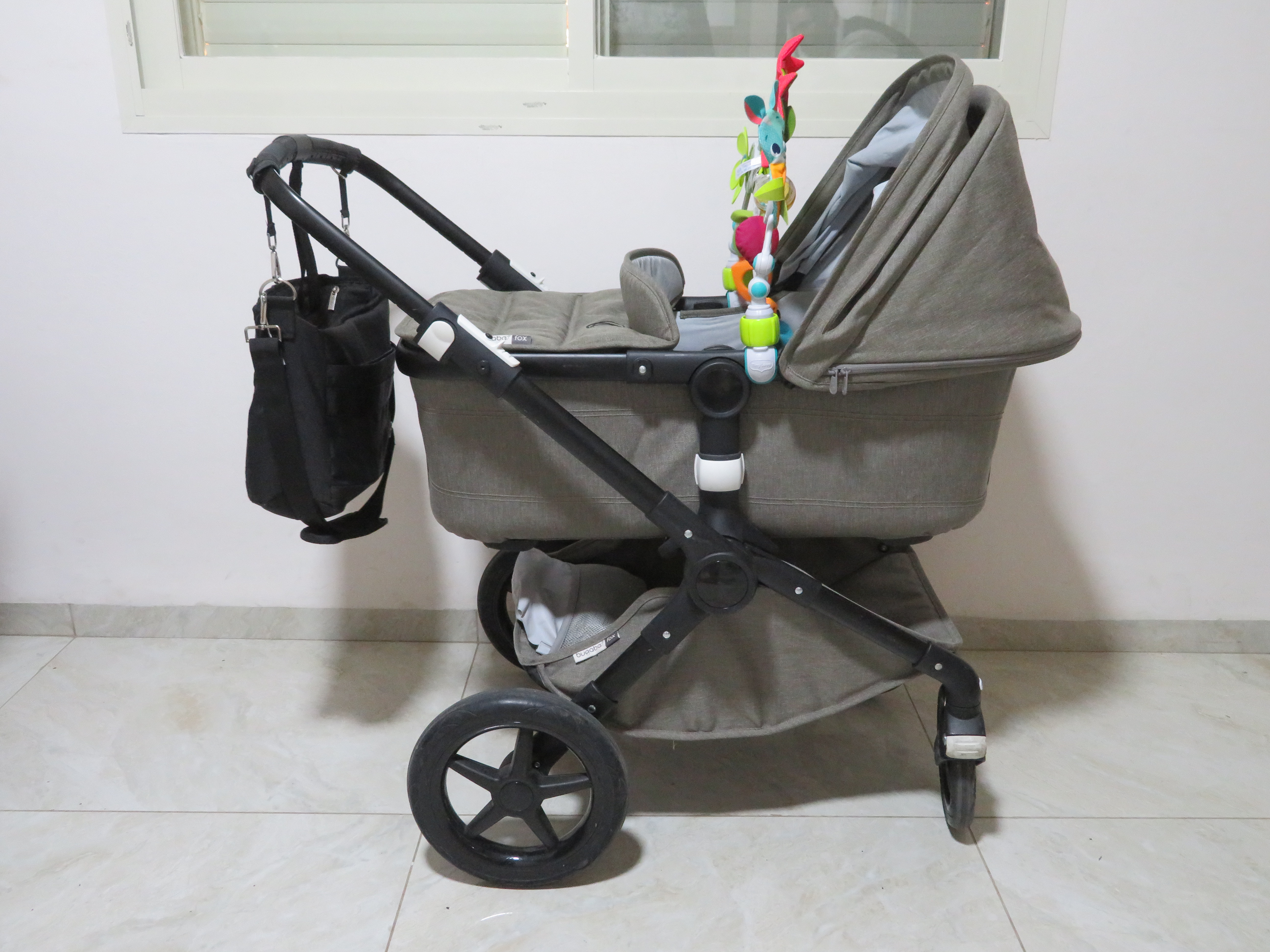 תמונה 2 ,בוגבו דגם פוקס צבע מינרל למכירה בחיפה לתינוק ולילד  עגלות ועגלות טיול