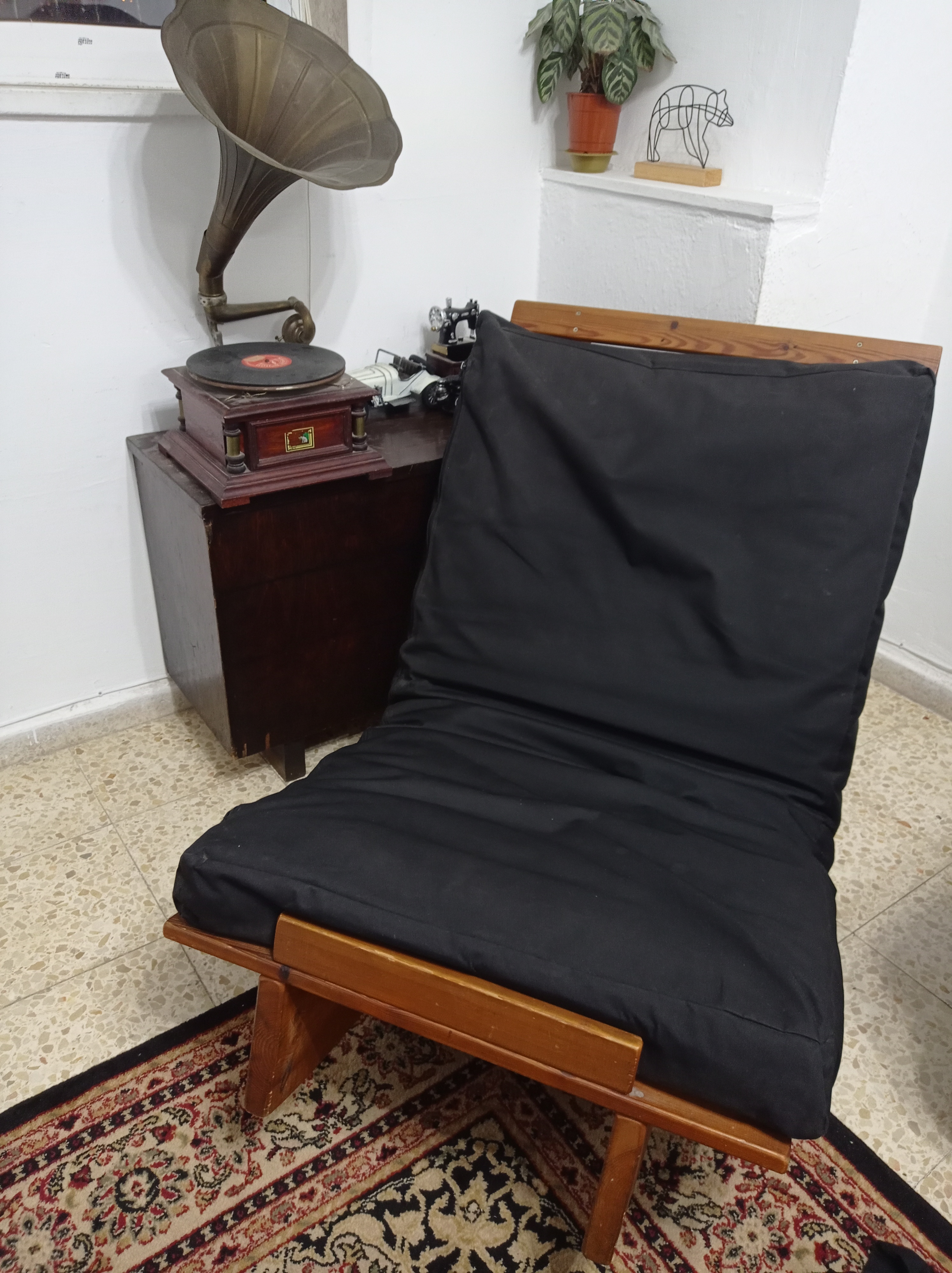 תמונה 1 ,כורסאת נדנדה למכירה בירושלים ריהוט  כורסאות