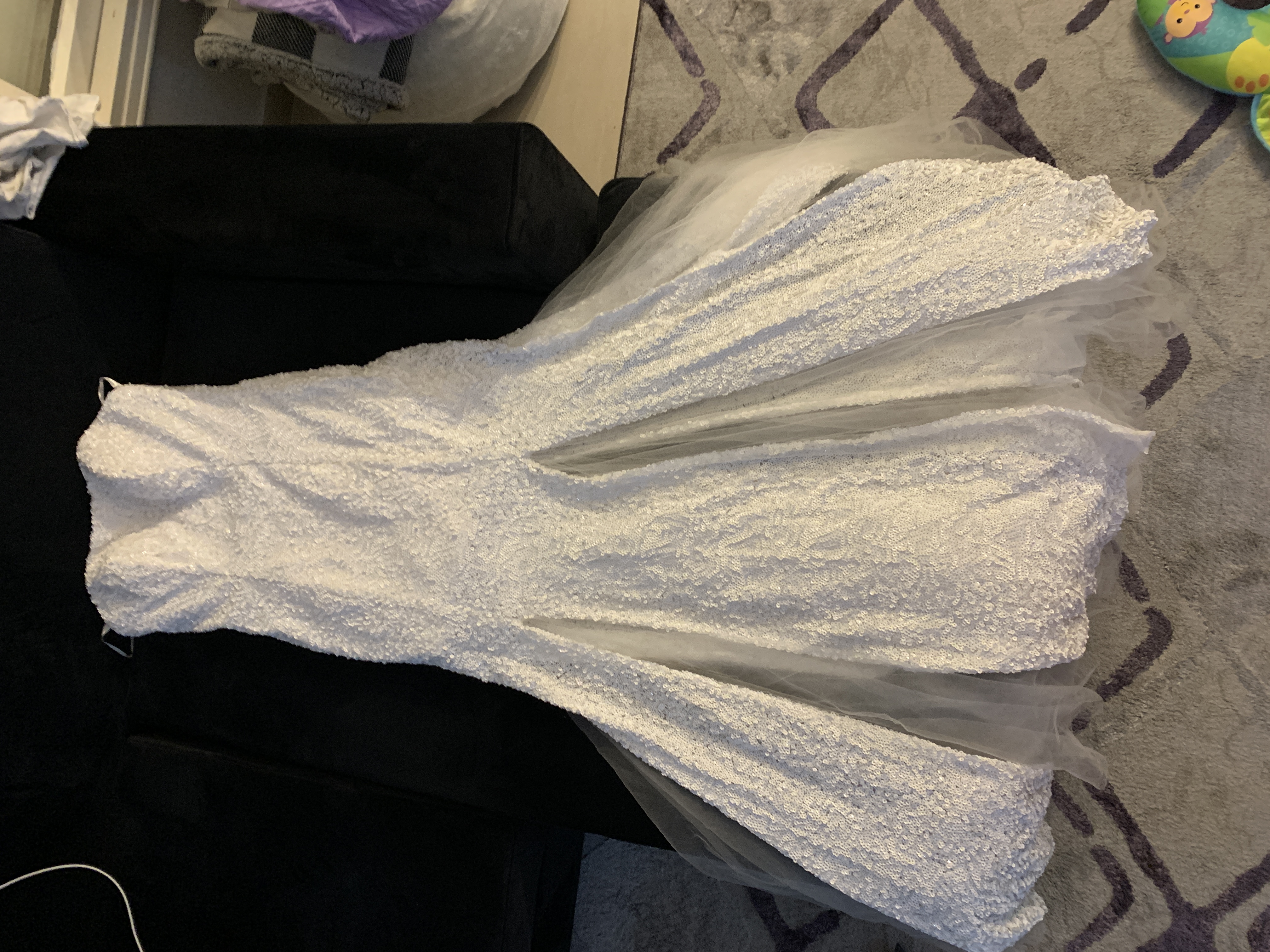 תמונה 3 ,שמלת כלה מהממת מJovani  למכירה בחולון לחתן ולכלה  ביגוד לכלה