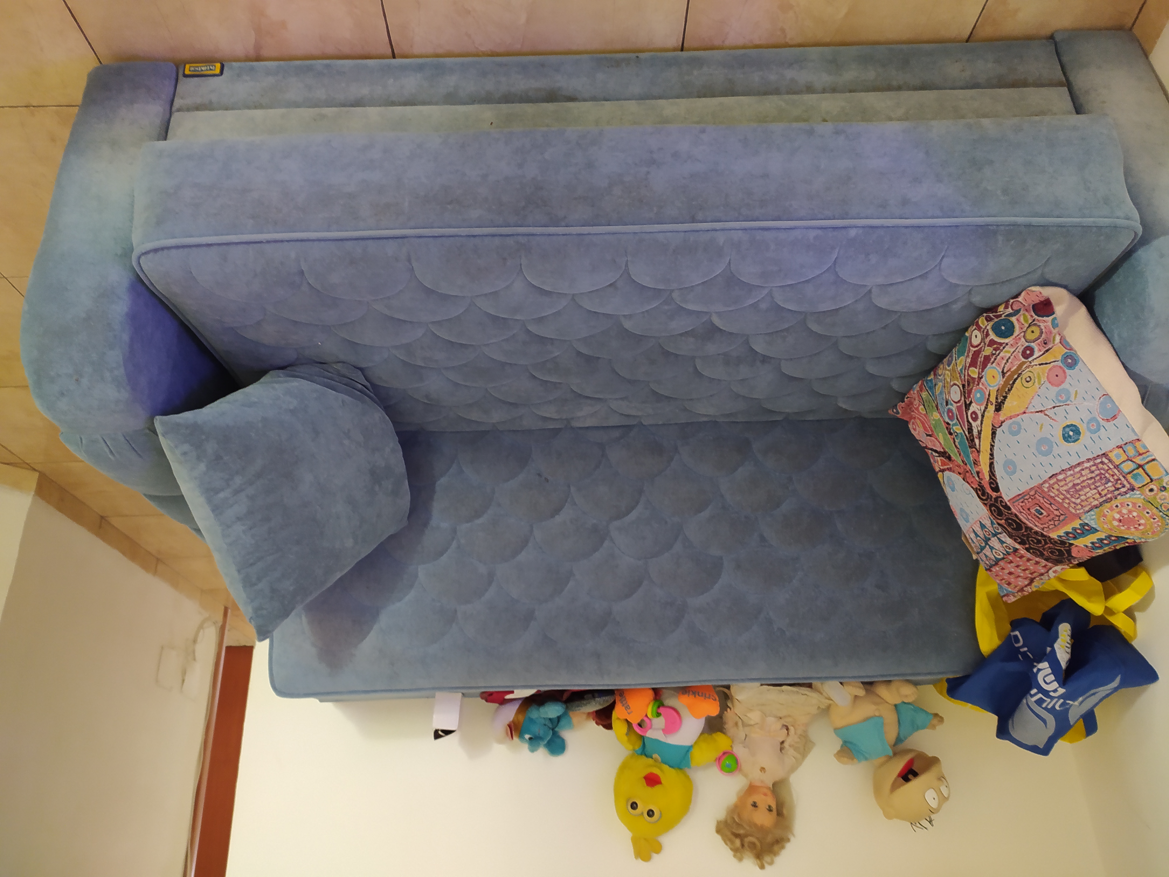 תמונה 2 ,ספה זוגית נפתחת למיטה למכירה בחיפה ריהוט  ספות