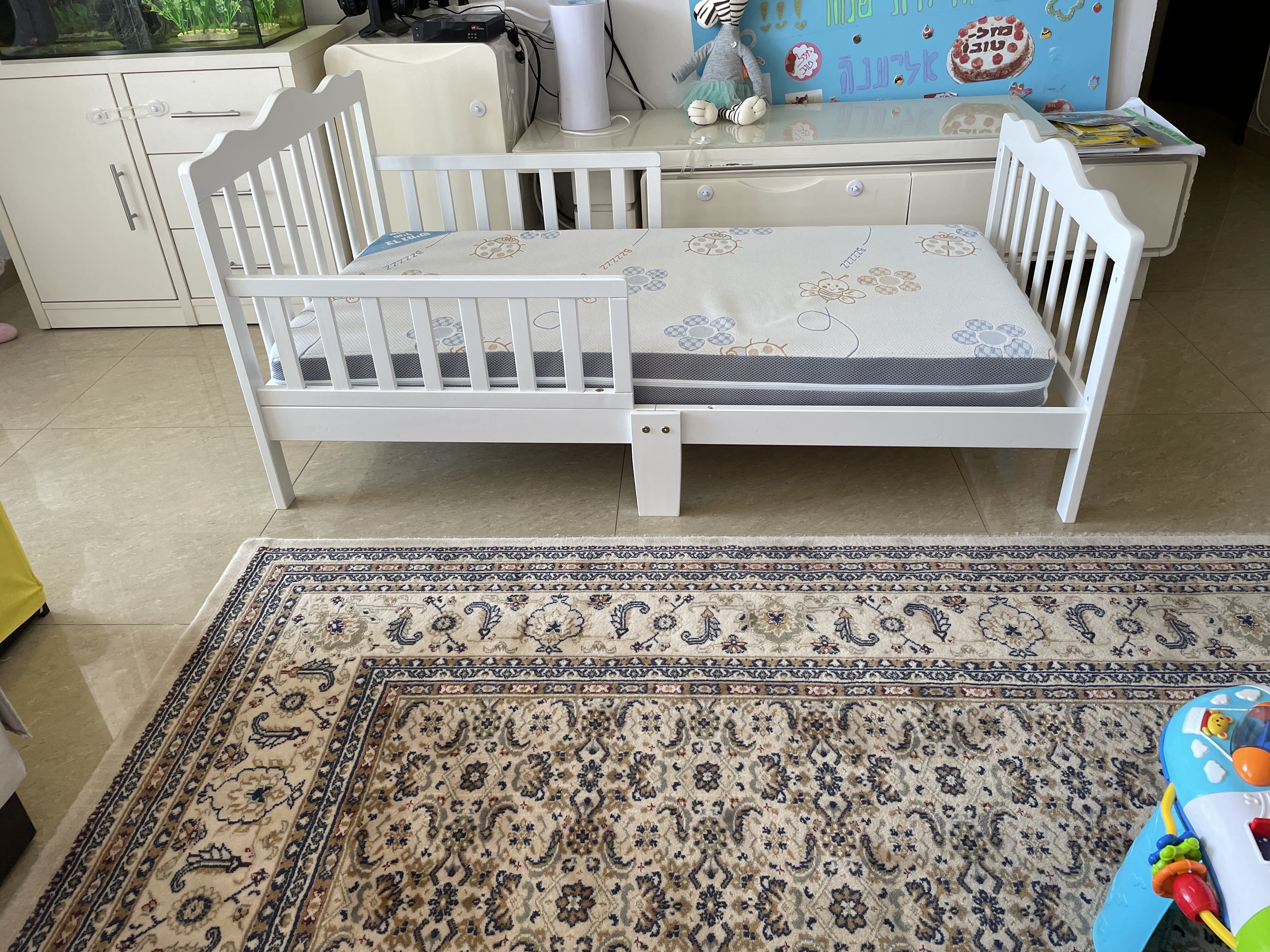 תמונה 2 ,מיטת מעבר 100 שח ומזרן 100 שח למכירה בHaifa לתינוק ולילד  מיטות ולולים