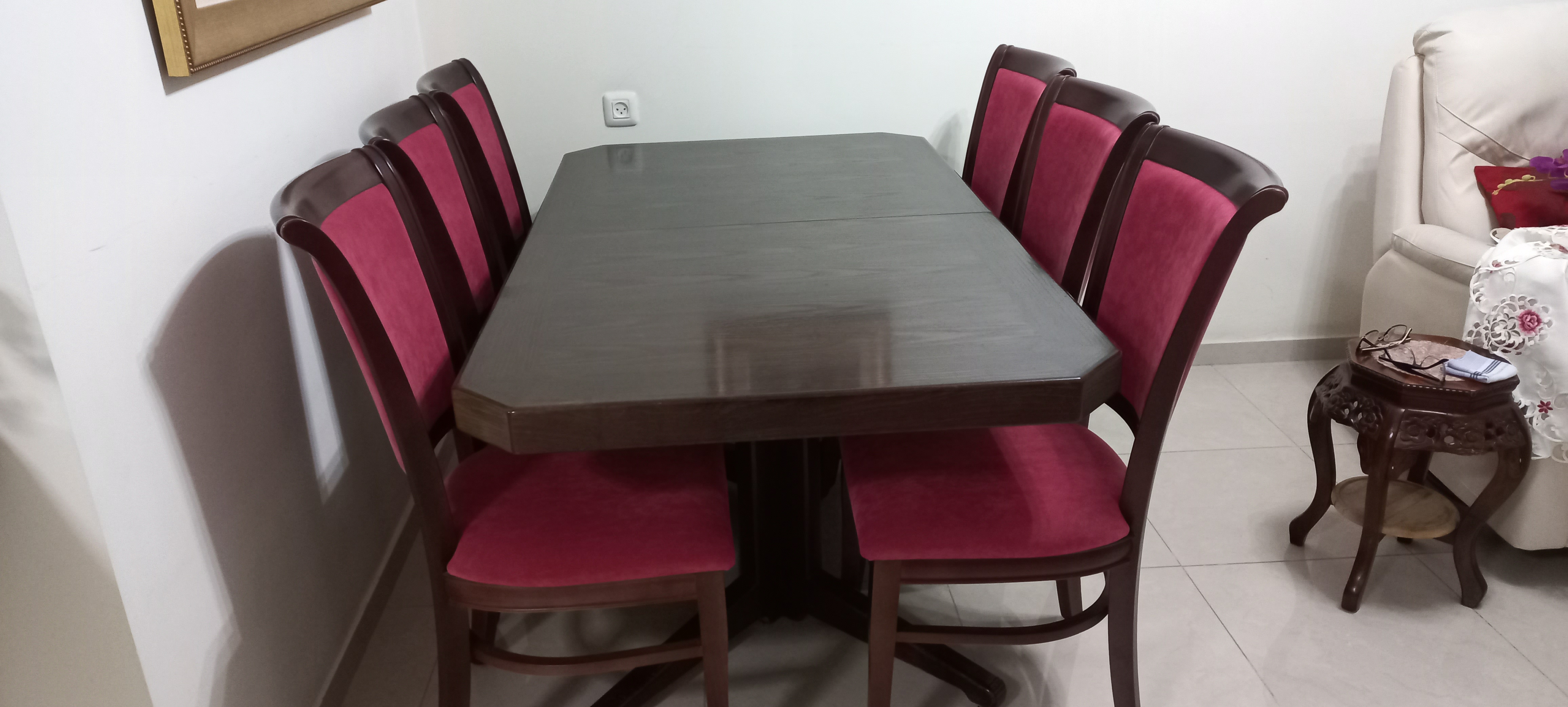 תמונה 1 ,שולחן אוכל +6כסאות לפתיחה  למכירה בפתח תקווה ריהוט  פינת אוכל