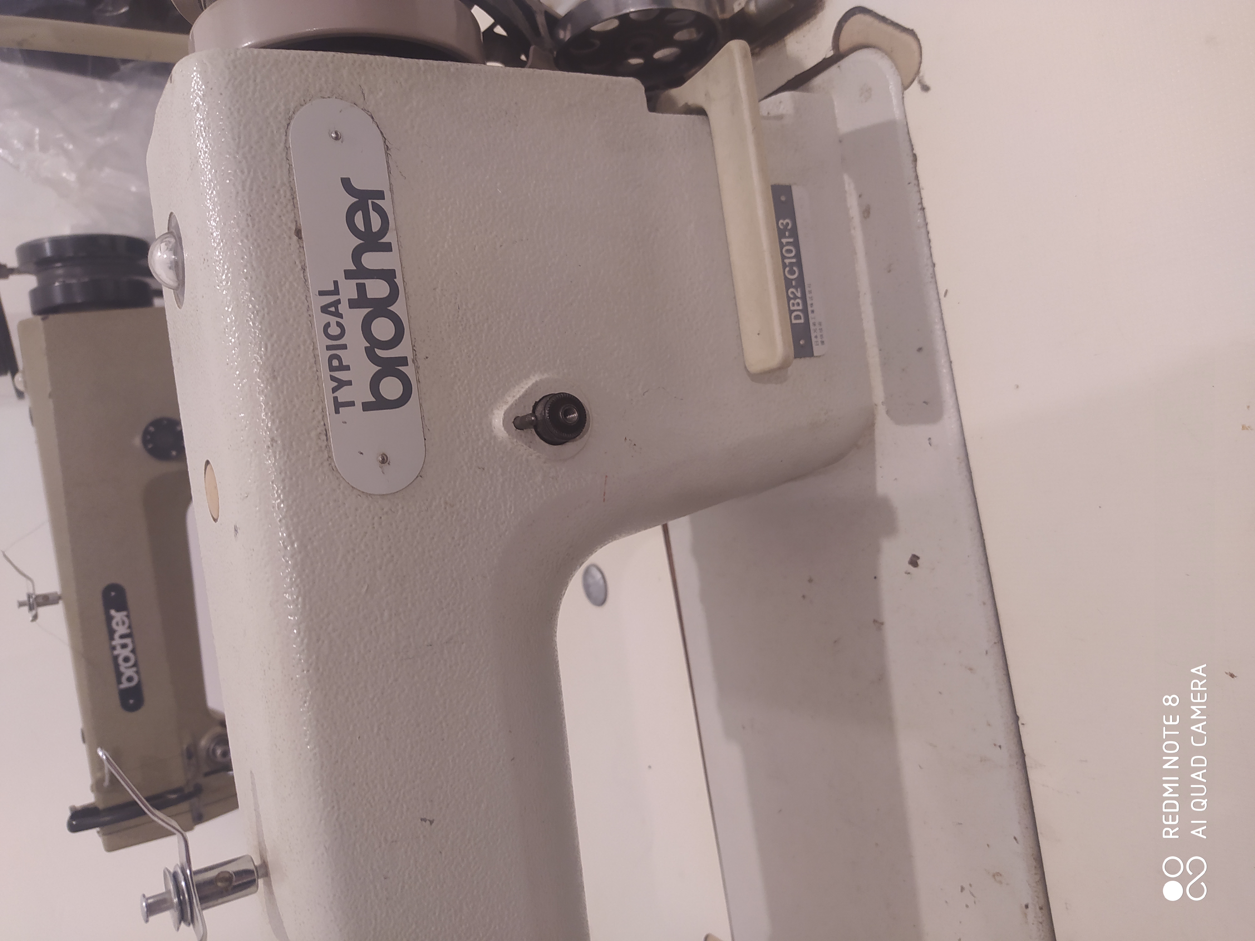 תמונה 1 ,מכונת תפירה תעשייתית של ברדר למכירה במודיעין עילית מוצרי חשמל  מכונת תפירה