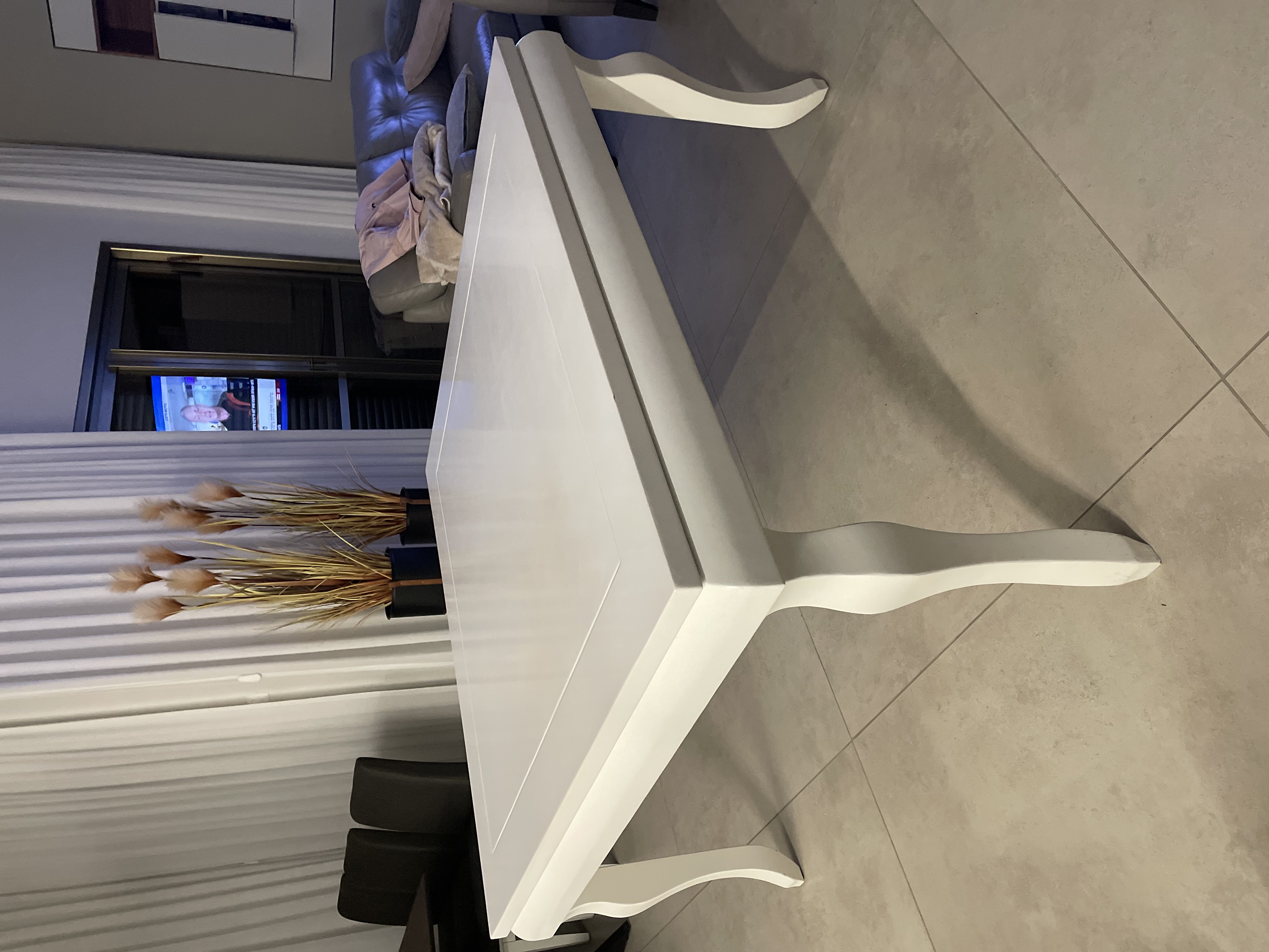 תמונה 1 ,שולחן עץ מלא לבן למכירה בנס ציונה ריהוט  שולחנות