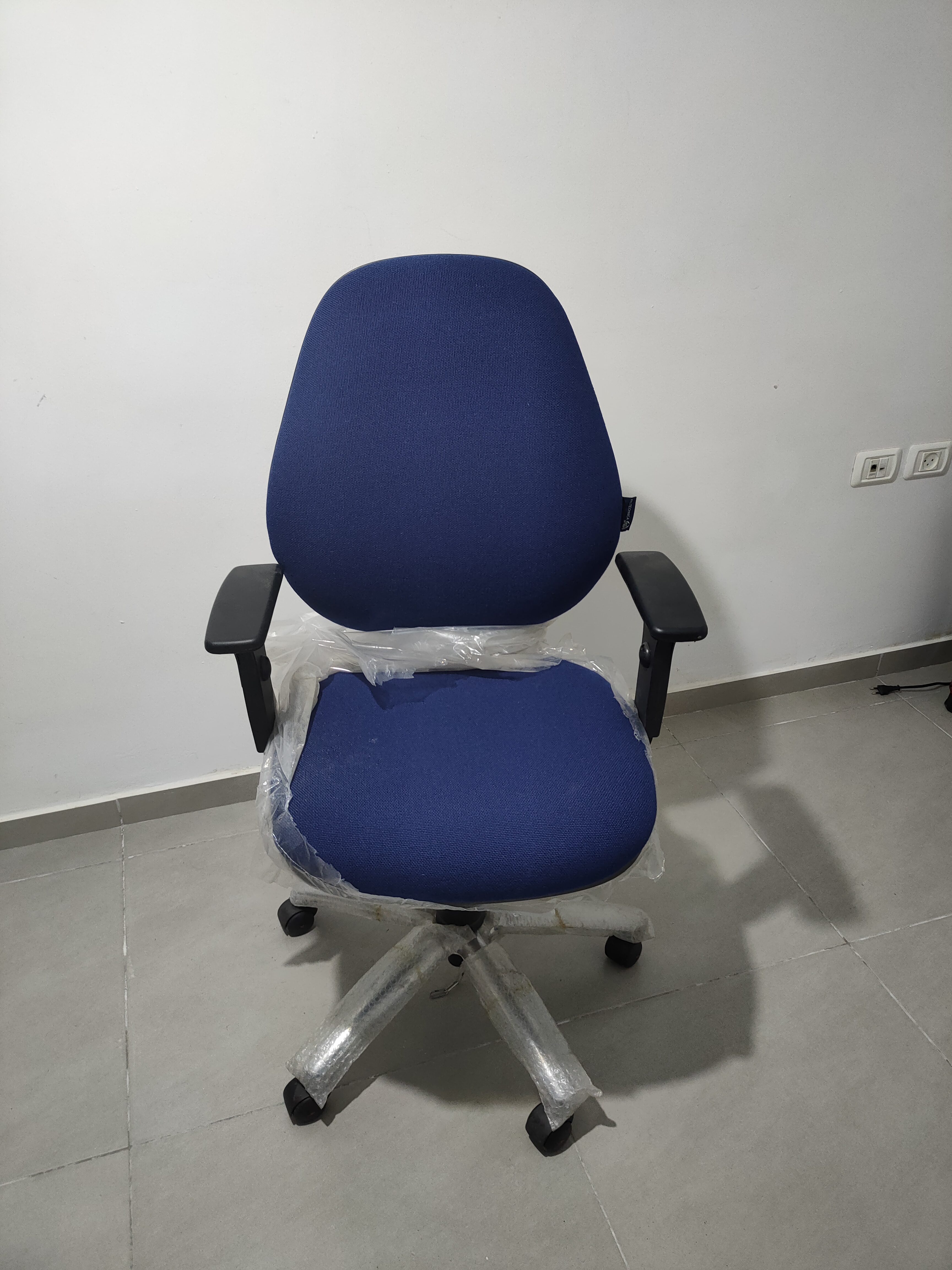 תמונה 1 ,כסא מנהלים אורטופדי למכירה בירושלים ריהוט  כיסאות