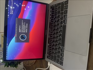 Macbook pro touchbar (2019) i5 