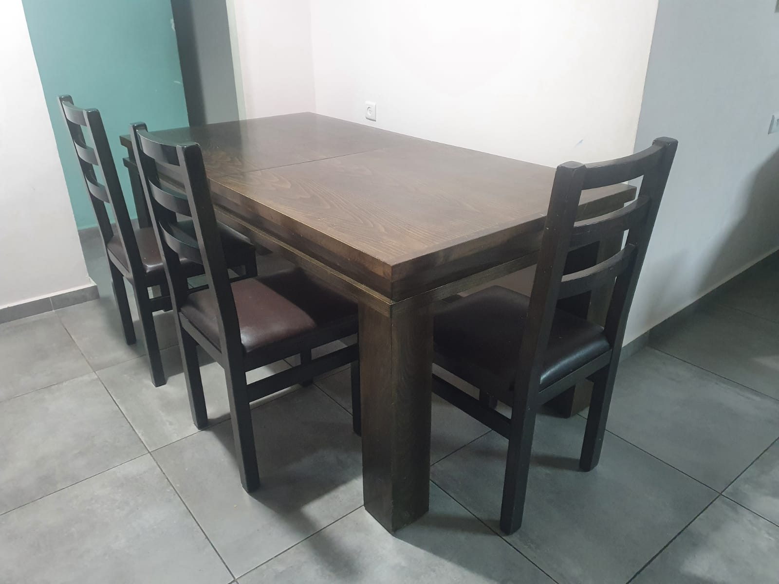 תמונה 1 ,שולחן וכסאות למכירה בראשון לציון ריהוט  פינת אוכל