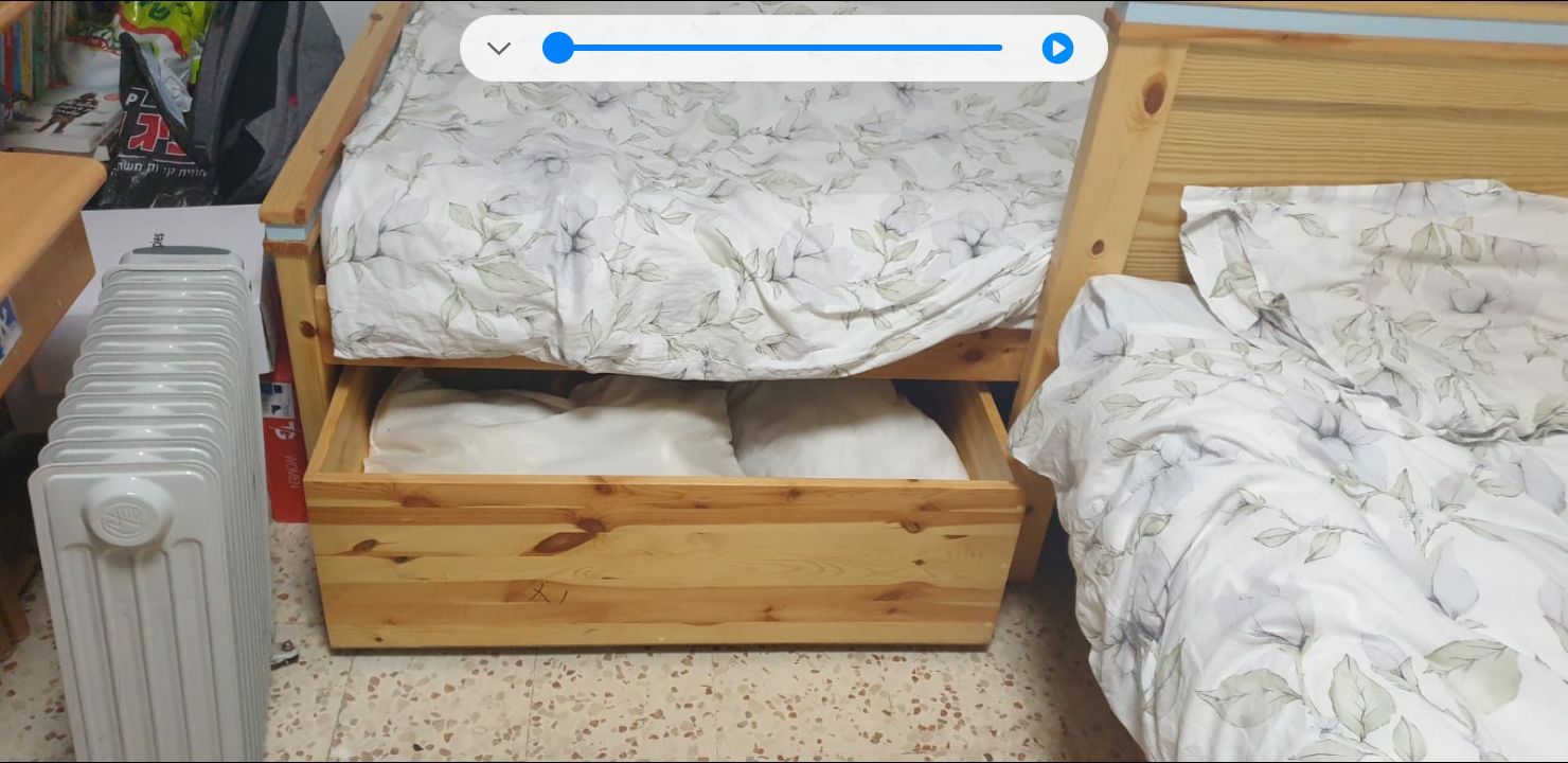 תמונה 2 ,2 מיטות מעץ עם מזרונים ומיטה  למכירה בחיפה ריהוט  חדרי שינה