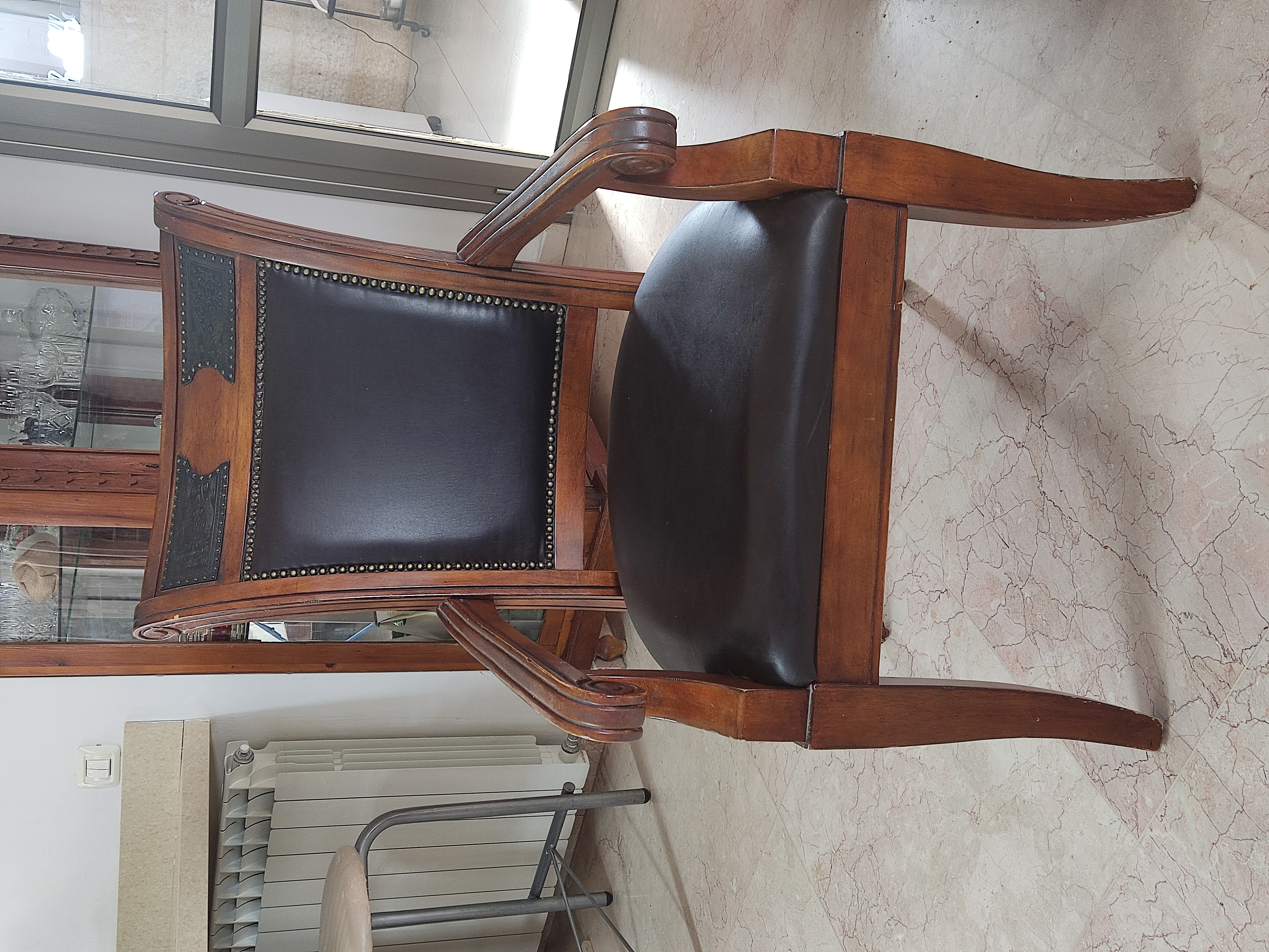 תמונה 4 ,שולחן עץ יוקרתי ריצ' למכירה בירושלים ריהוט  שולחנות