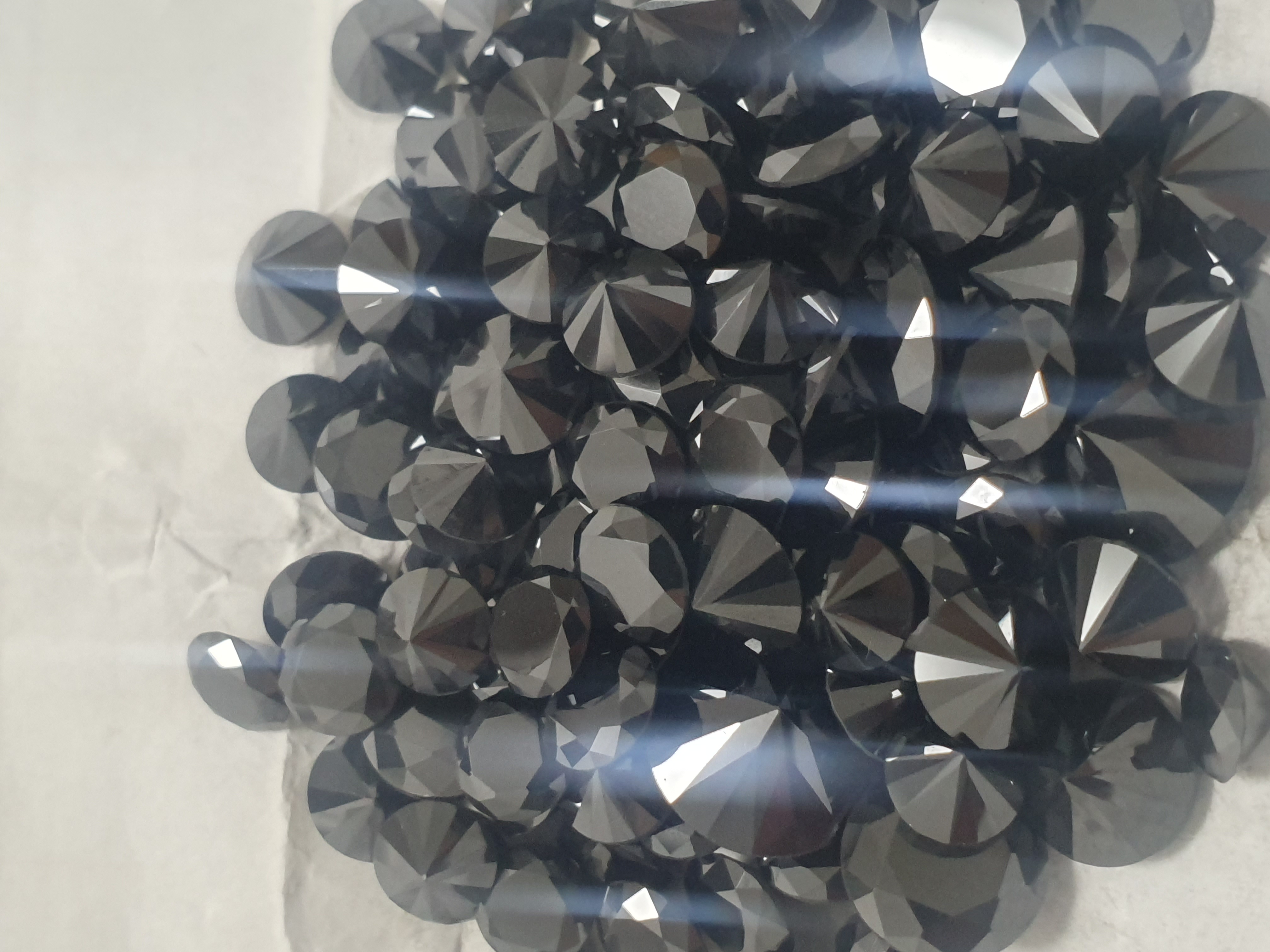 תמונה 2 ,יהלום סינטטי  למכירה בחולון שונות  שונות