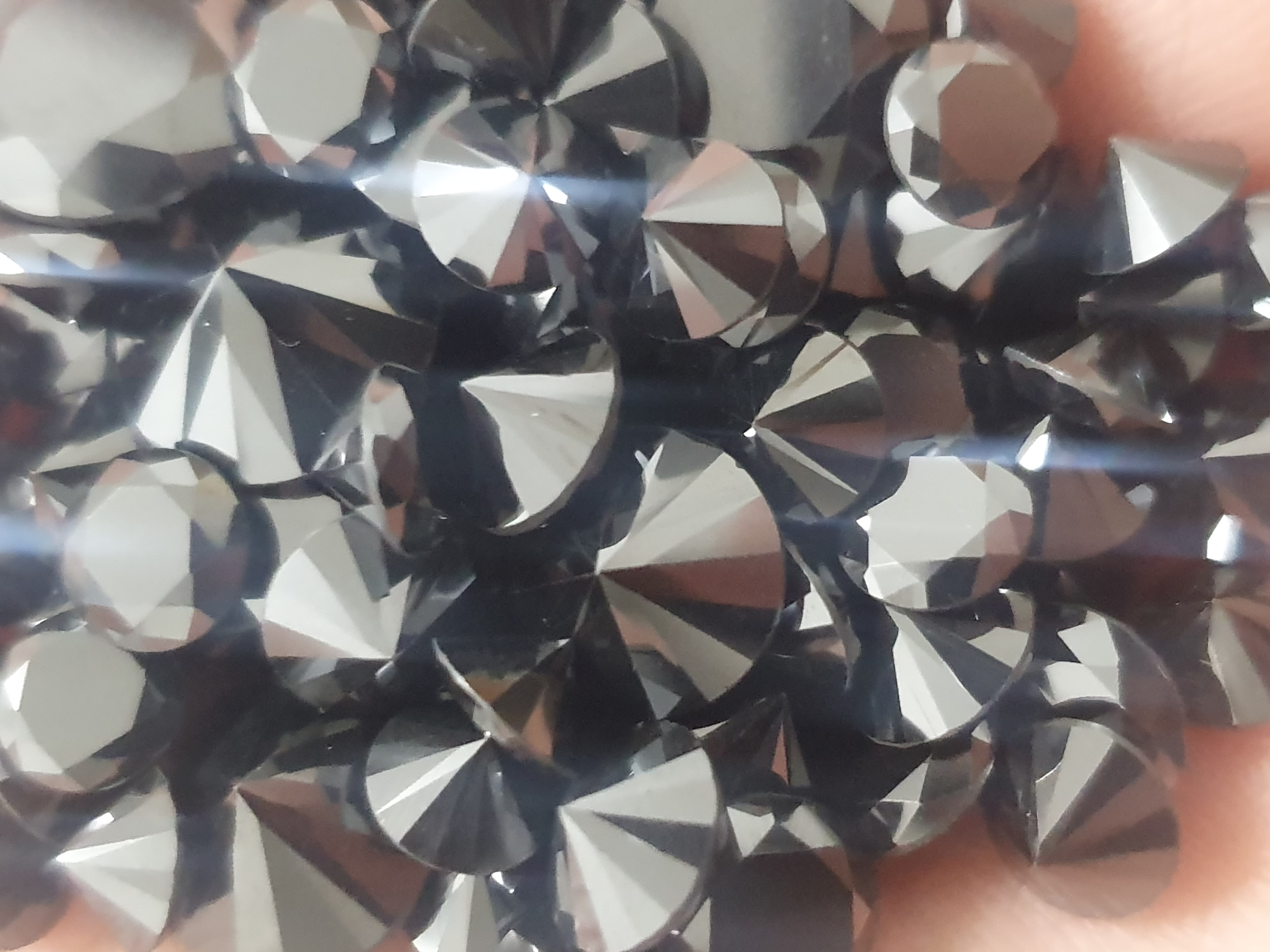 תמונה 6 ,יהלום סינטטי  למכירה בחולון שונות  שונות