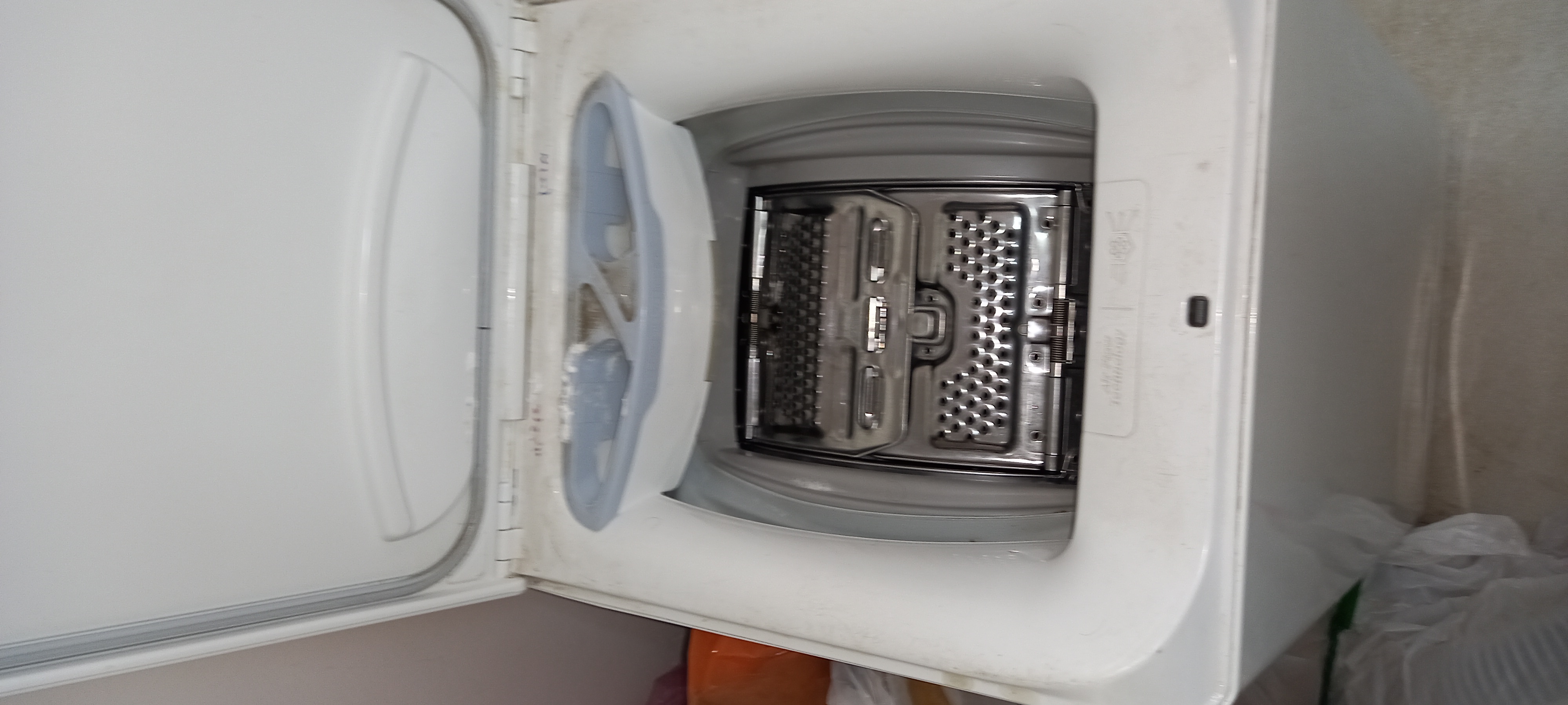 תמונה 1 ,מכונת כביסה זנוסי למכירה בפתח תקווה מוצרי חשמל  מכונת כביסה