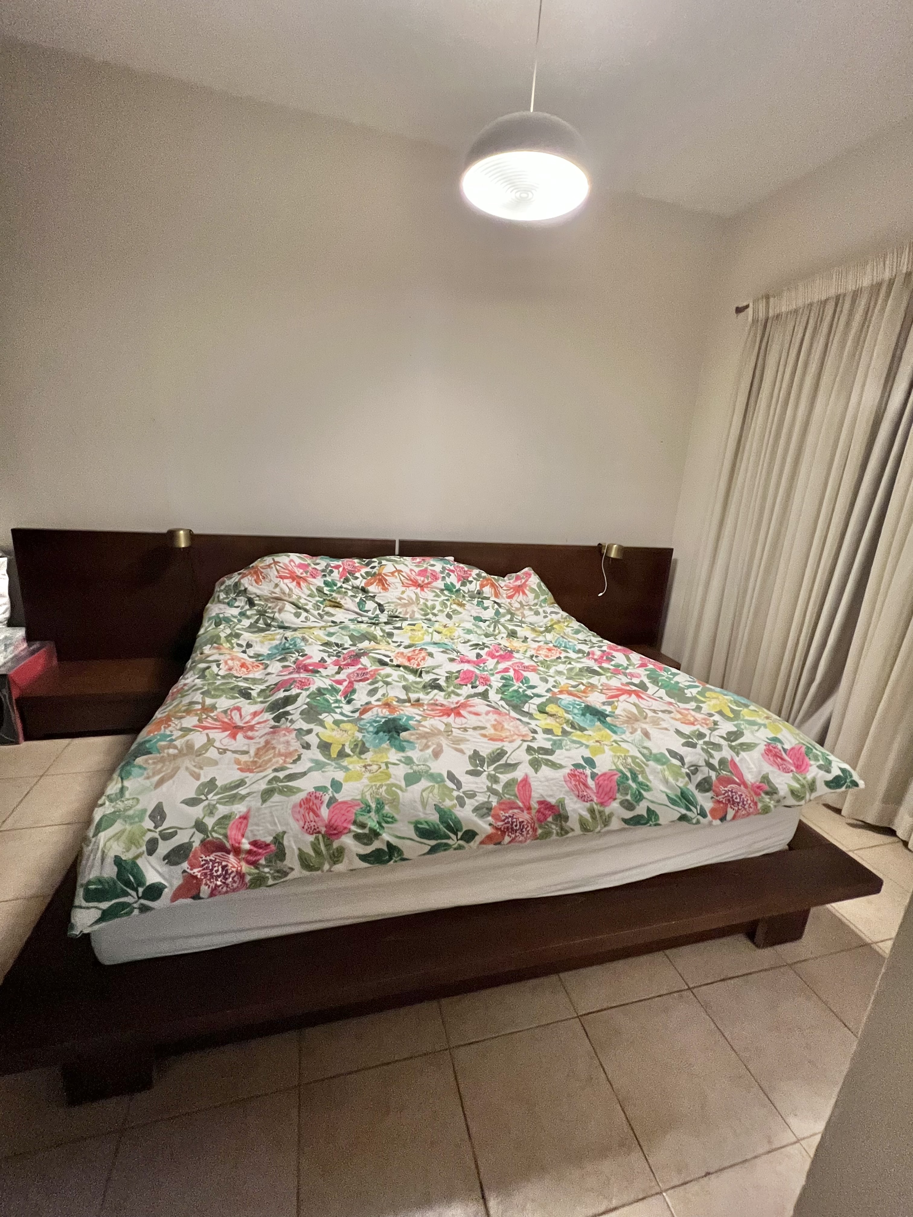 תמונה 1 ,סט ארון ומיטה ענקיים לחדר שינה למכירה ביבנאל ריהוט  חדרי שינה