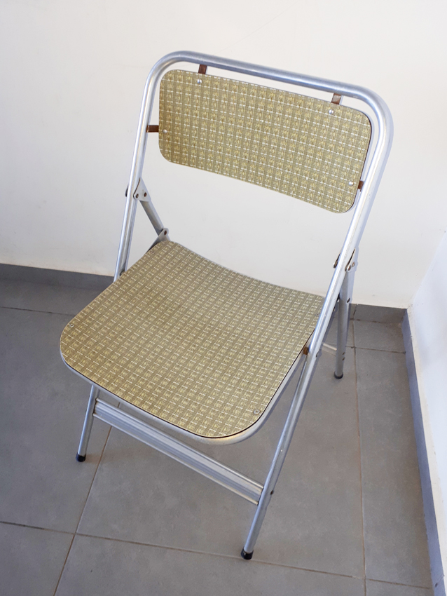 תמונה 2 ,כיסא וינטג מתקפל משנות השבעים למכירה בחיפה ריהוט  כיסאות