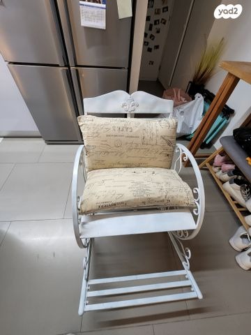 תמונה 1 ,כיסא נדנדה וינטג' למכירה בבת ים ריהוט  כיסא נדנדה