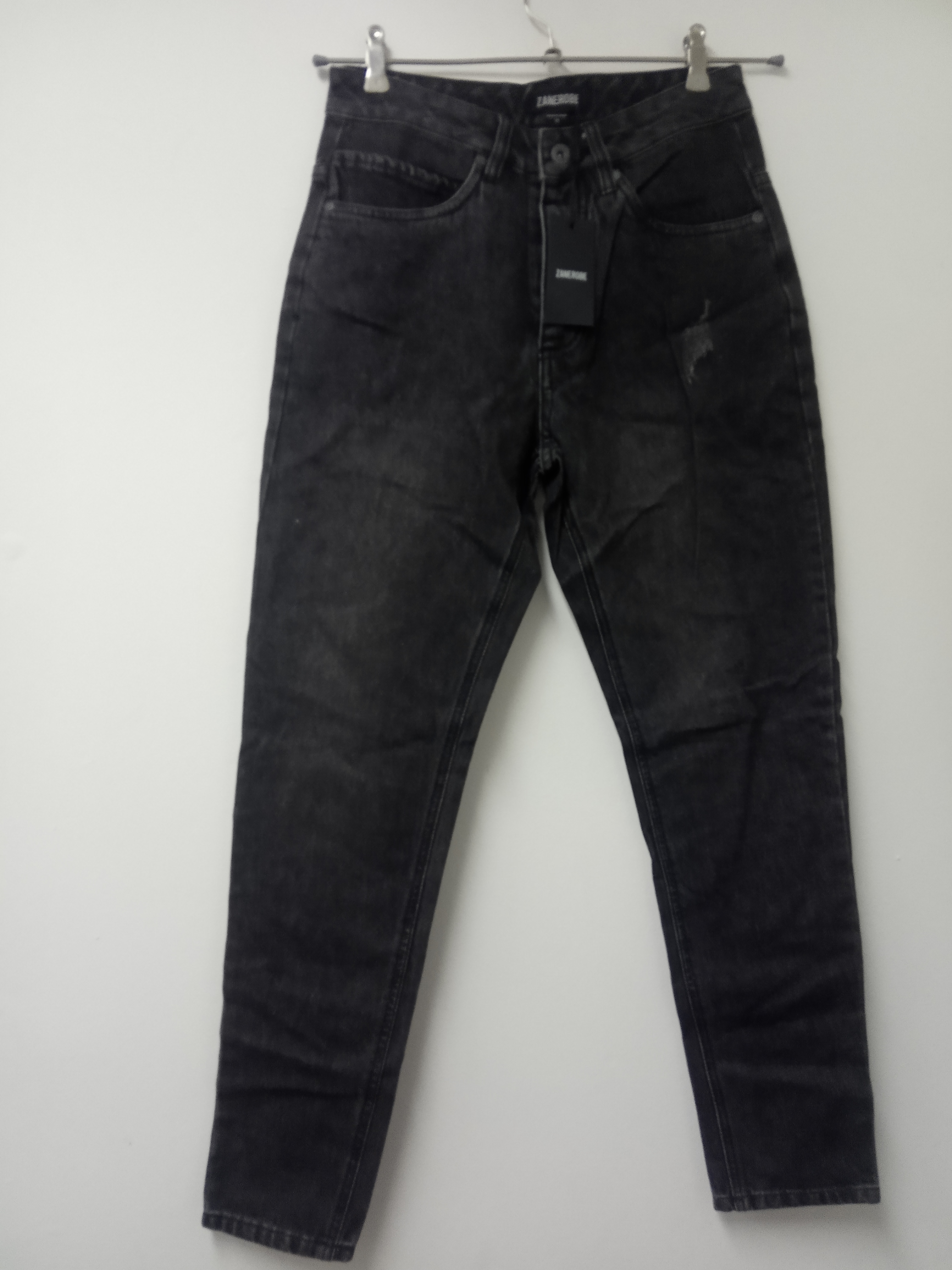 תמונה 1 ,ג'ינס zanrobe מידה 29 למכירה בתל אביב  ביגוד ואביזרים  ג'ינסים ומכנסיים