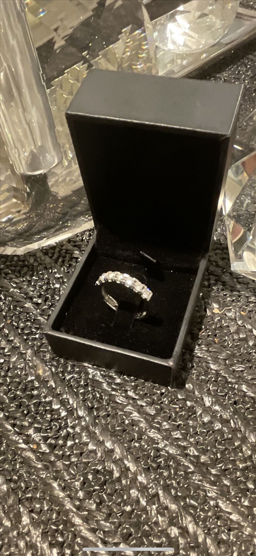 תמונה 3 ,טבעת חדשה 1.5 קארט  למכירה בראשון לציון תכשיטים  טבעות
