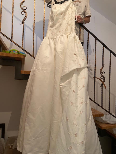 תמונה 2 ,שמלות כלה למכירה בקרית מוצקין לחתן ולכלה  ביגוד לכלה