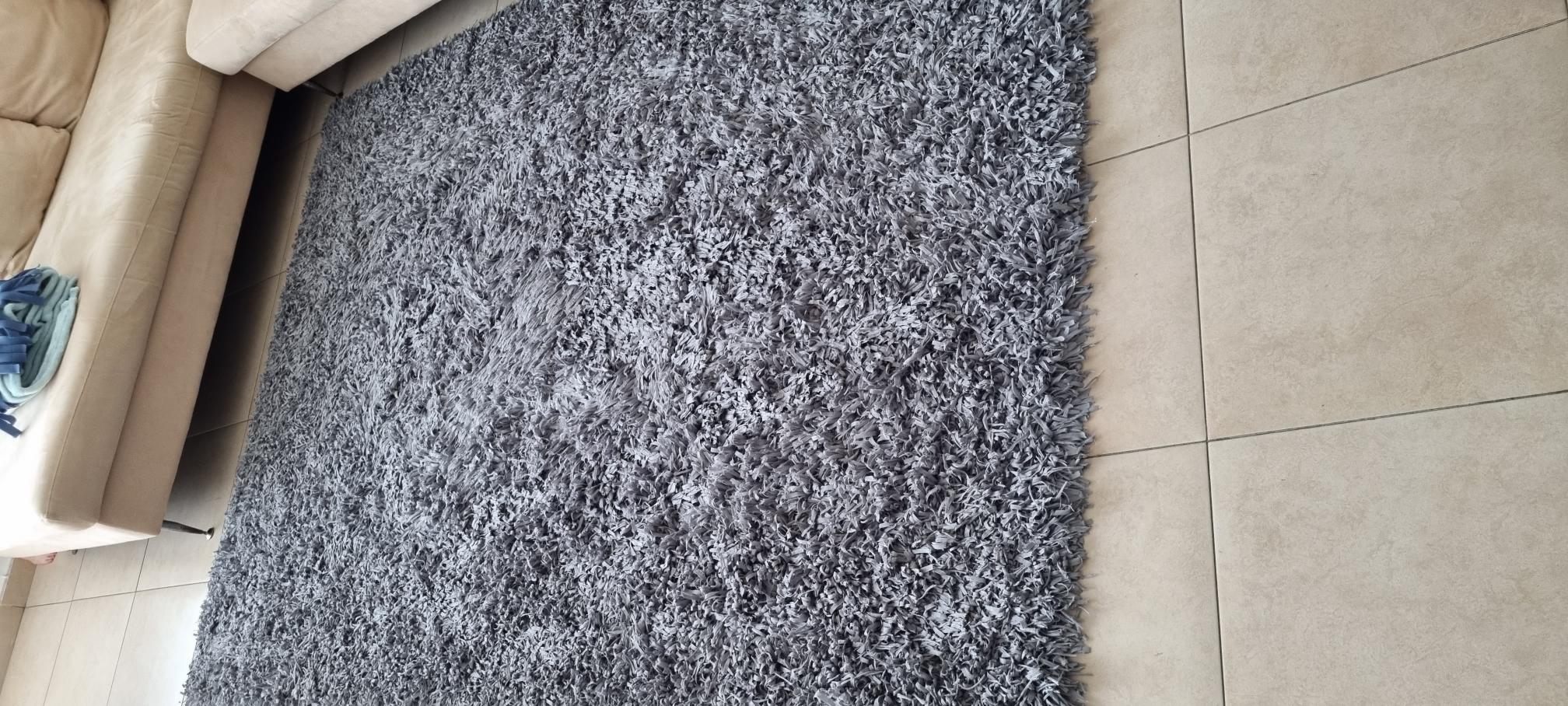תמונה 2 ,שטיח 2.40*1.70  אפור למכירה בהרצליה ריהוט  שטיחים