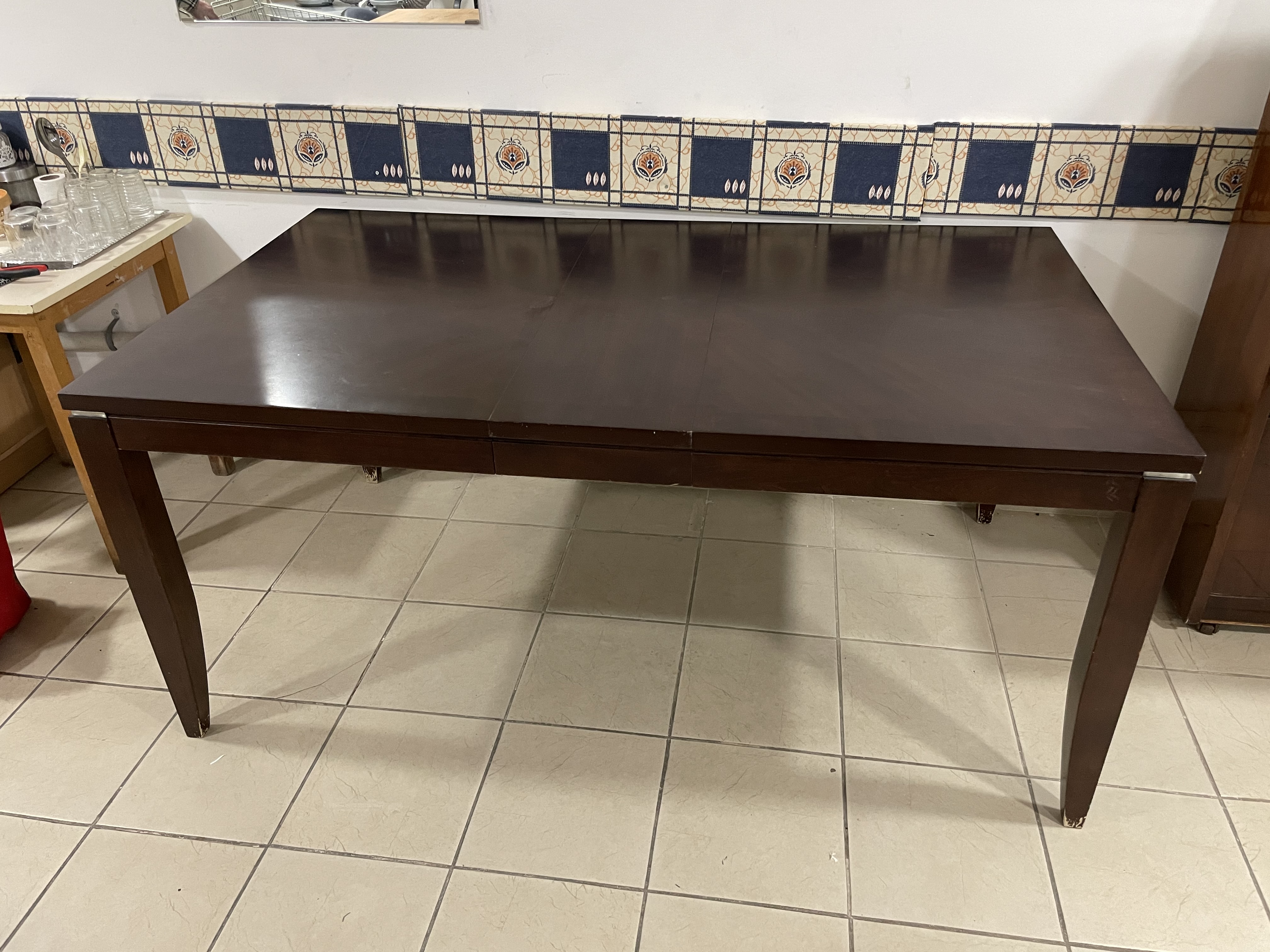 תמונה 2 ,שולחן איכותי עץ מלא צבע חום כה למכירה בירושלים ריהוט  שולחנות