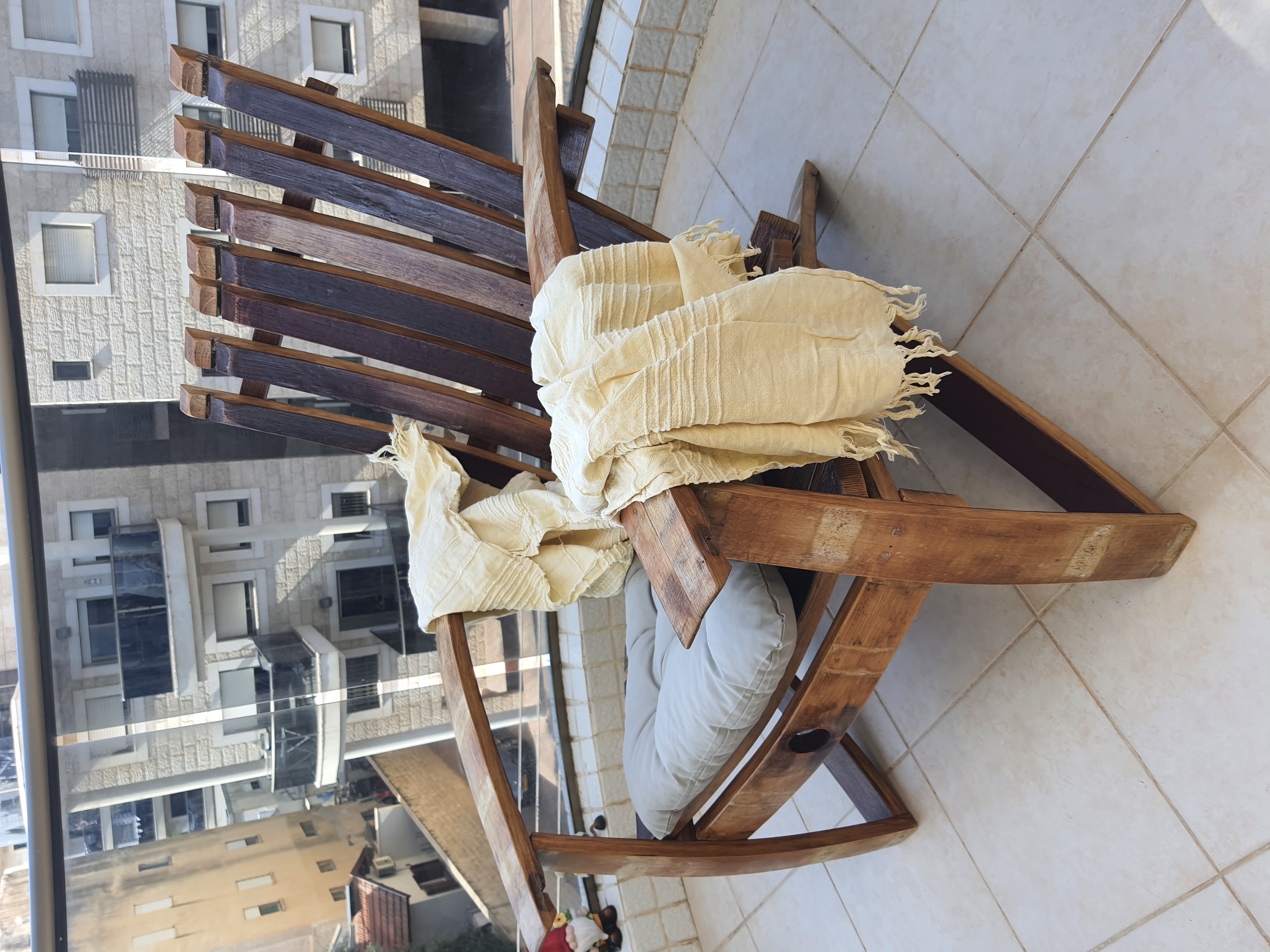 תמונה 2 ,כסא חבית יין בסגנון אדירונדק  למכירה בנהריה לגינה  ריהוט לגינה