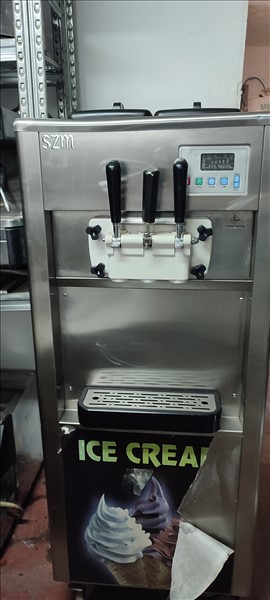 מכונת גלידה אמריקאית מקצועית 