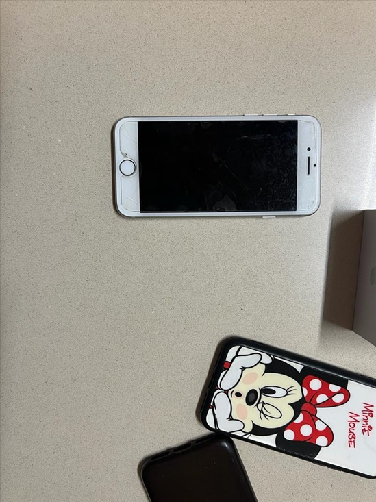 תמונה 4 ,אייפון 8 כמו חדש 256 גיגה בייט למכירה בחולון סלולרי  סמארטפונים