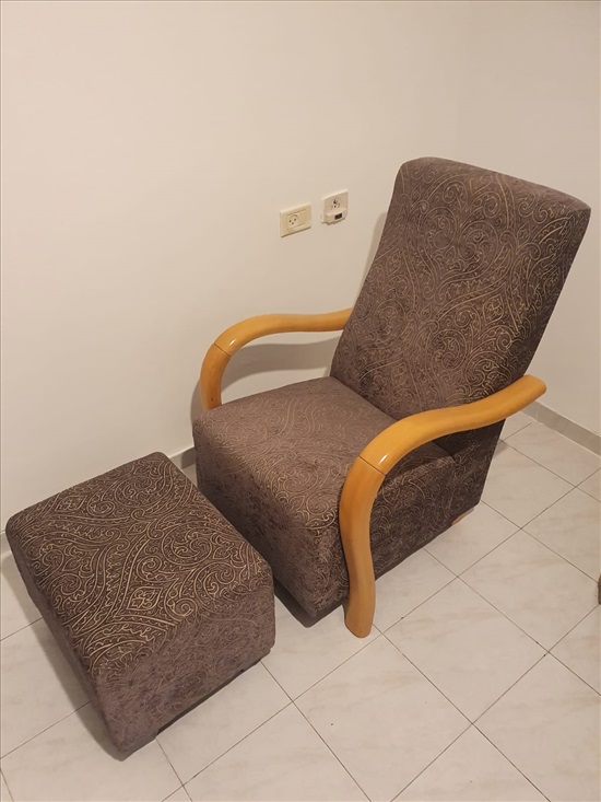 תמונה 1 ,כורסא + הדום למכירה בחניאל ריהוט  כורסאות