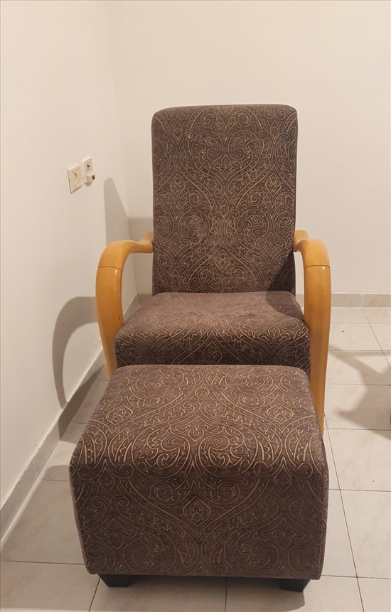 תמונה 2 ,כורסא + הדום למכירה בחניאל ריהוט  כורסאות