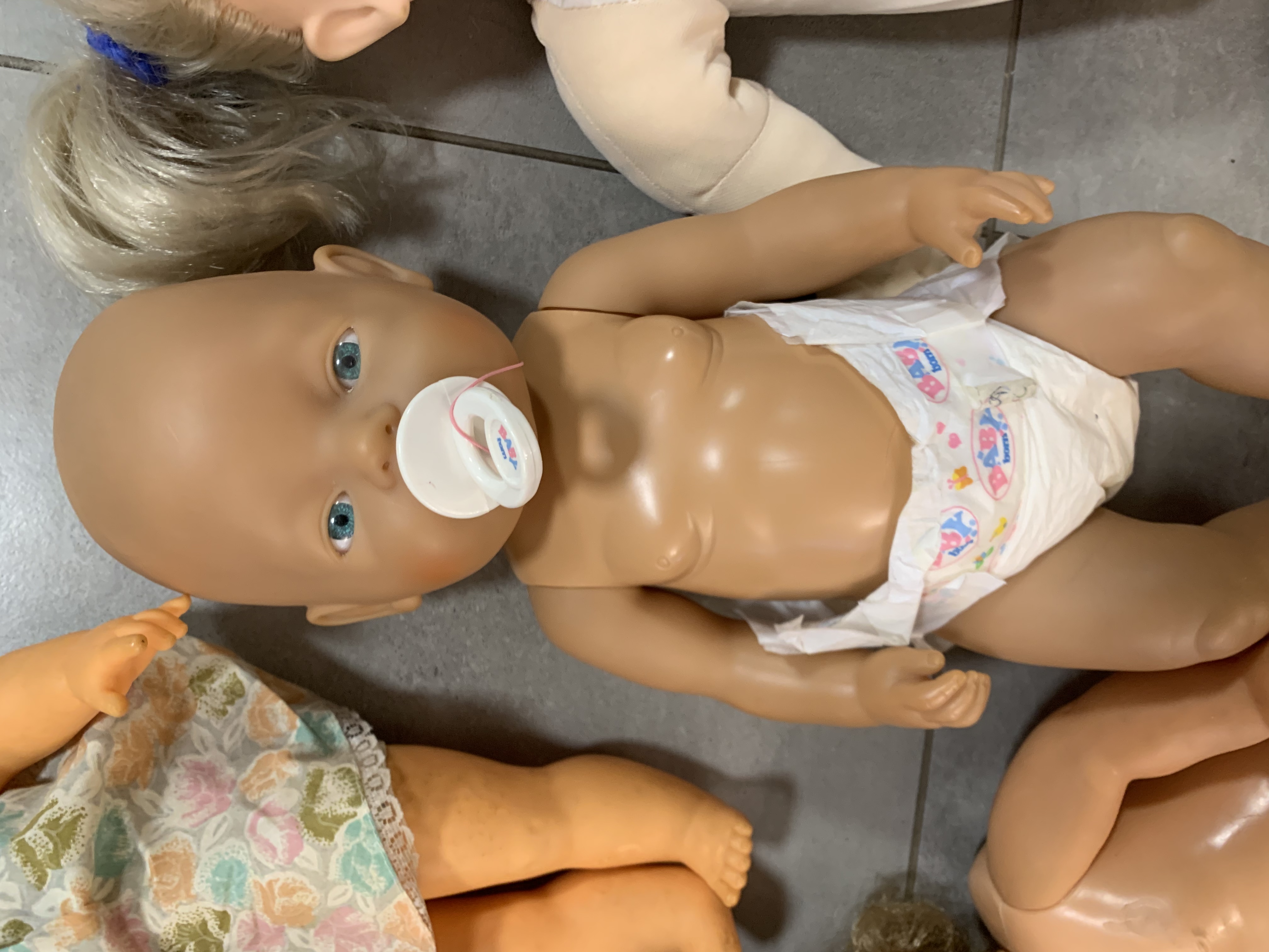 תמונה 4 ,בובות למכירה במודיעין-מכבים-רעות לתינוק ולילד  משחקים וצעצועים