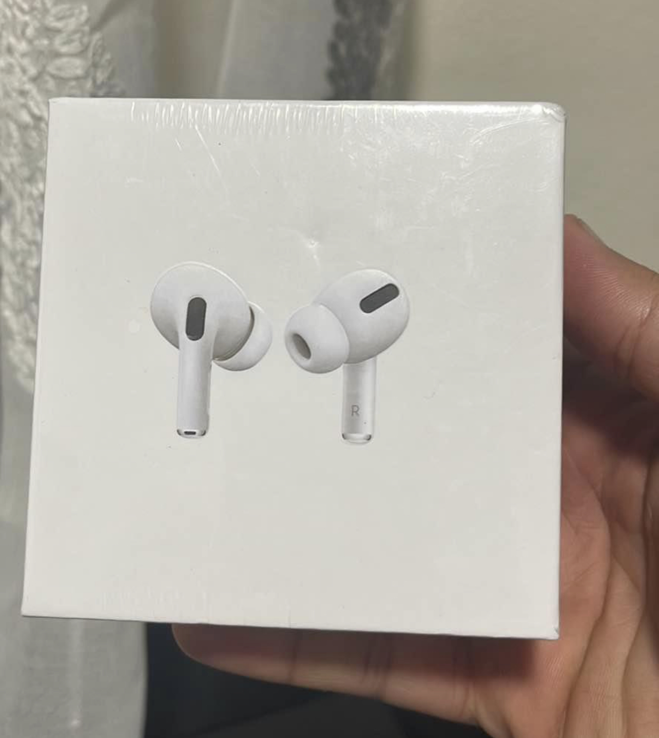 תמונה 3 ,אוזניות אייר פודס פרו של אפל  למכירה באשדוד סלולרי  אוזניות
