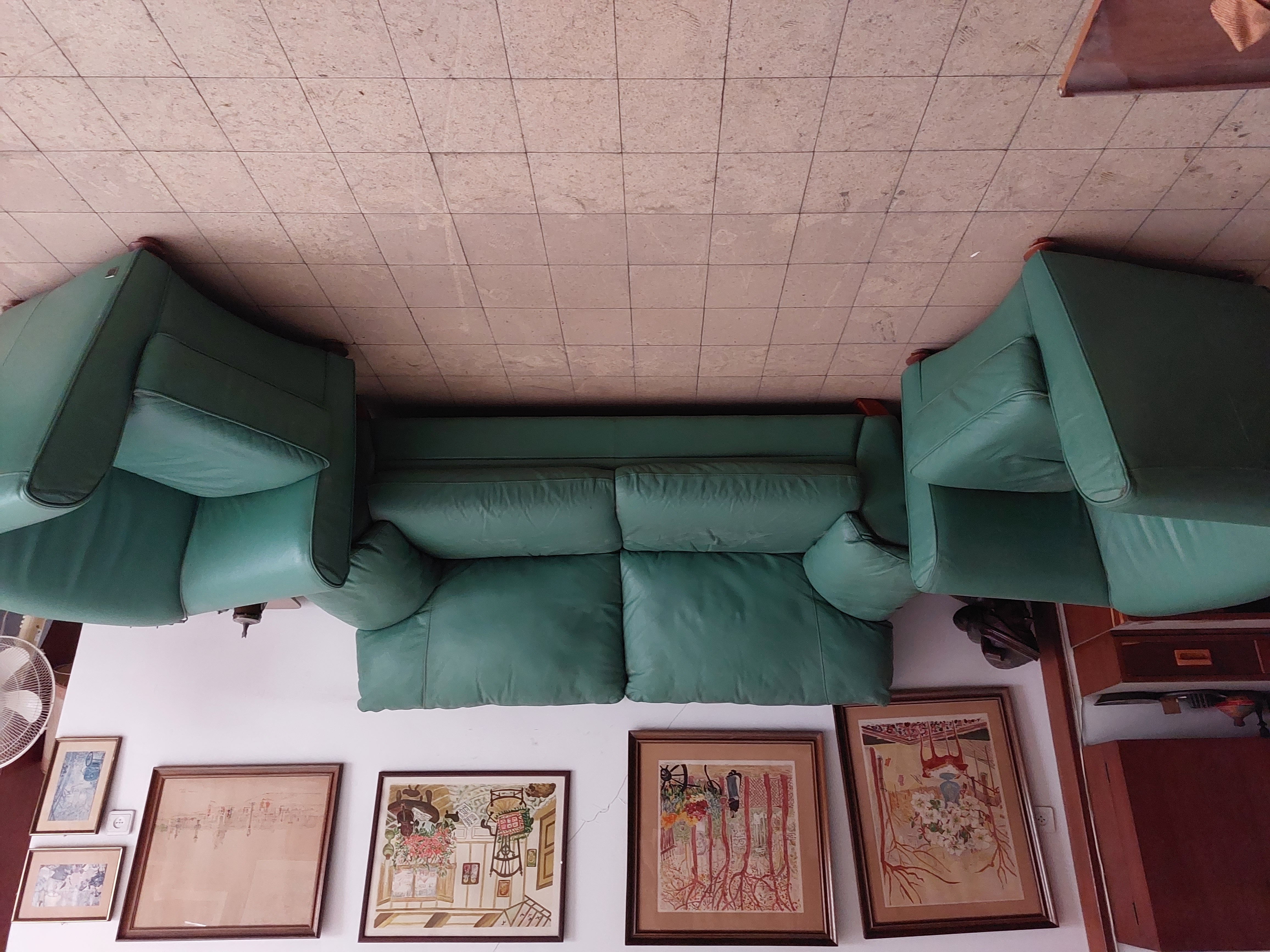 תמונה 1 ,ספה ושתי כורסאות למכירה בתל אביב ריהוט  סלון