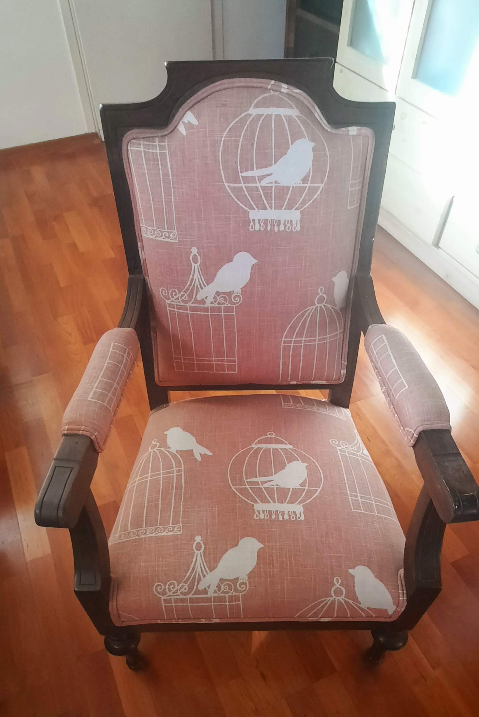 תמונה 1 ,כורסא וינטג' למכירה ברעננה ריהוט  כורסאות
